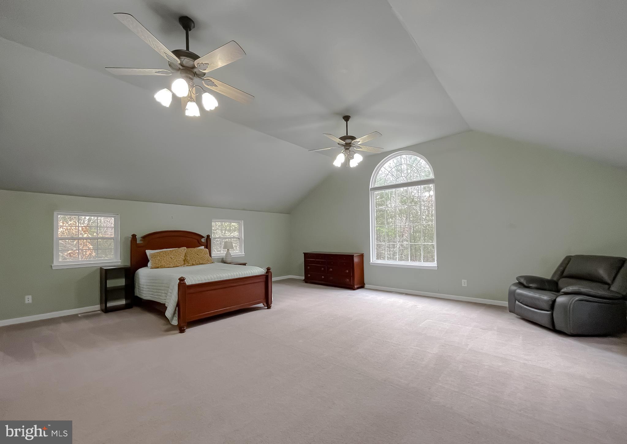 LEACHBURG - Residential