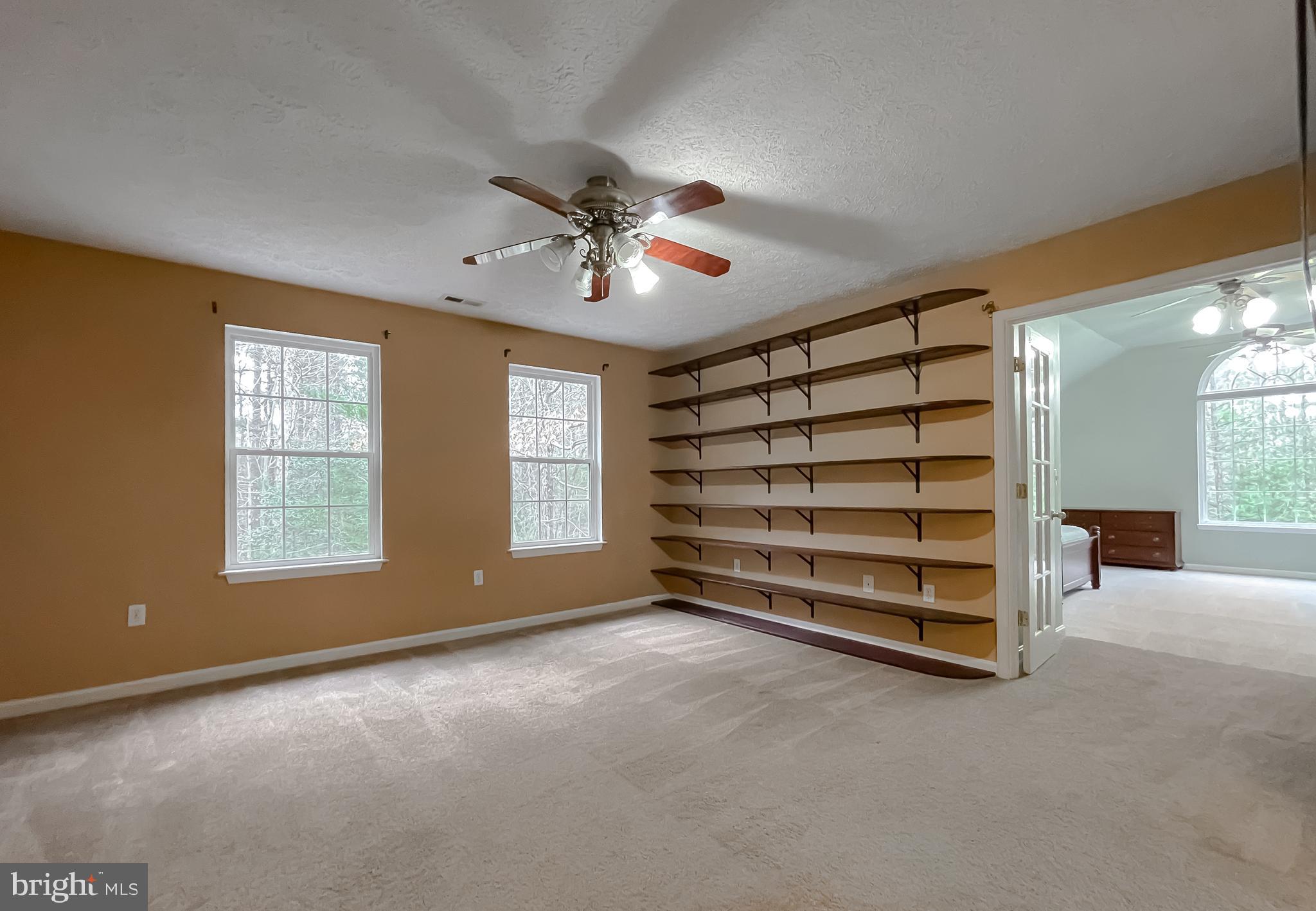 LEACHBURG - Residential