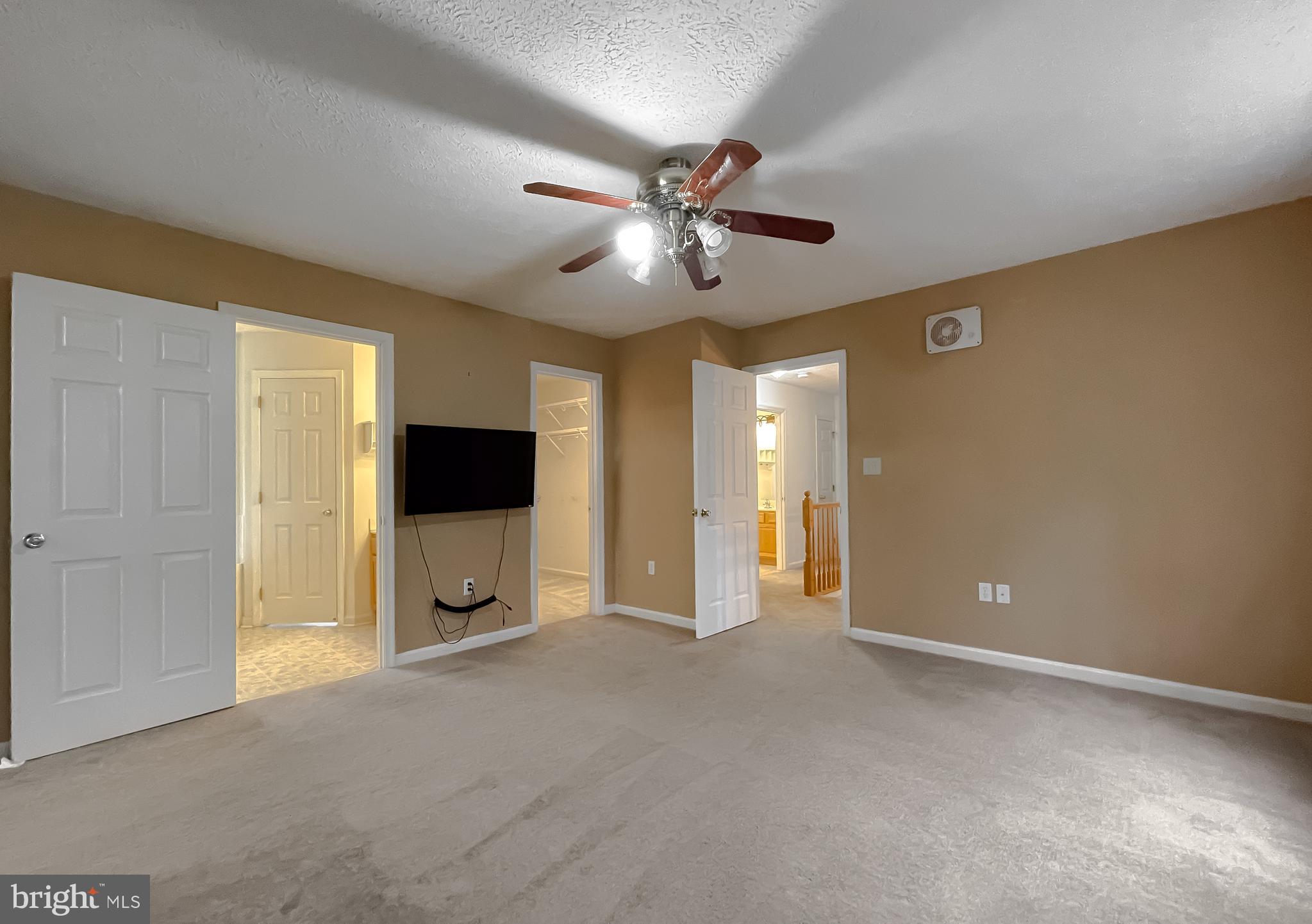 LEACHBURG - Residential