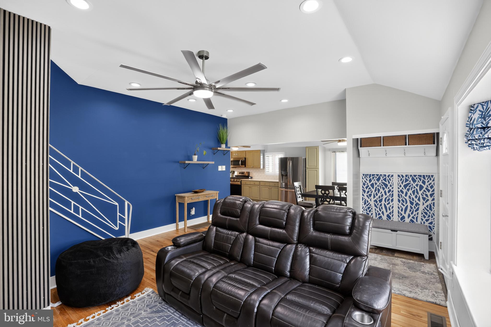 209 LIMESTONE LANE
