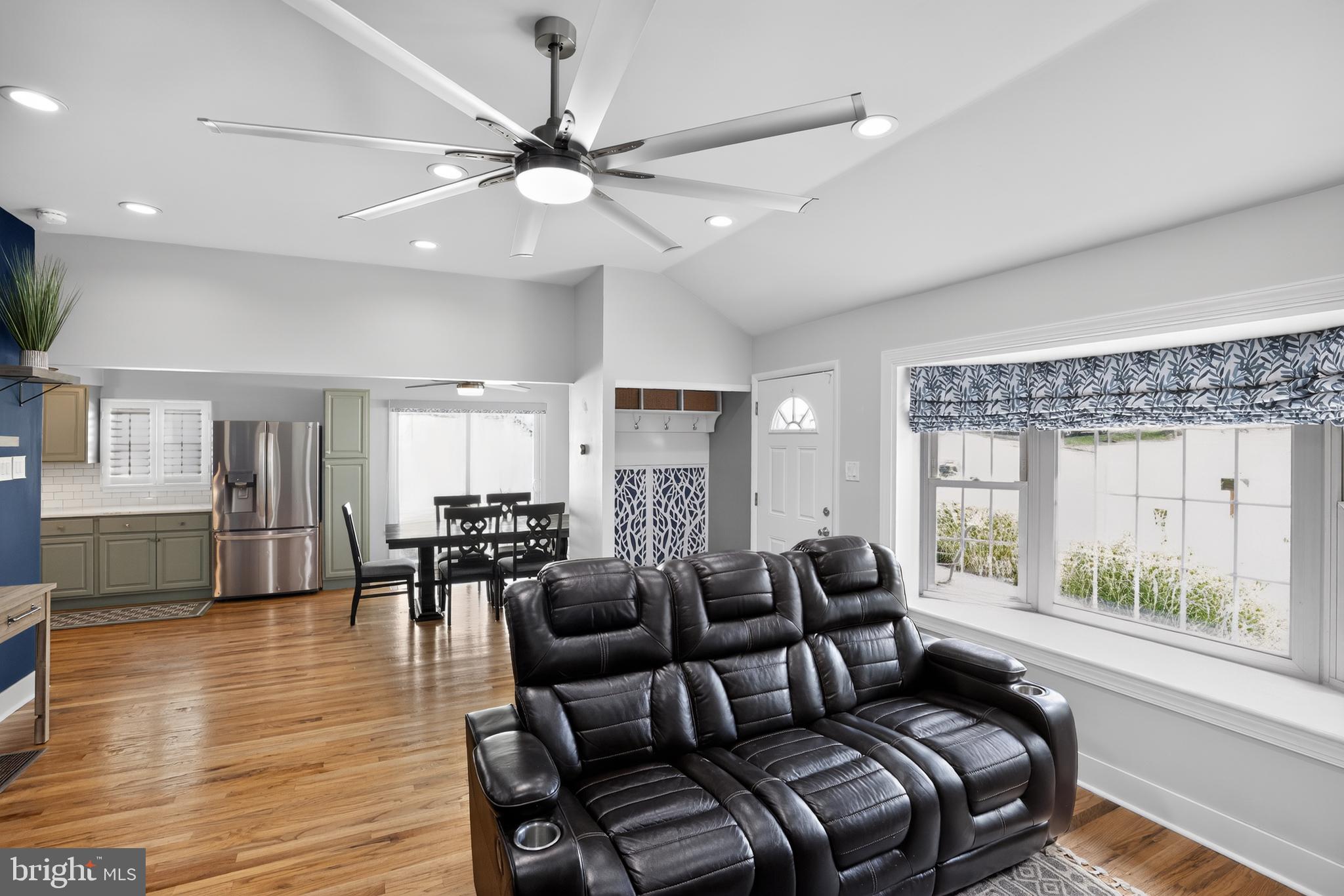 209 LIMESTONE LANE