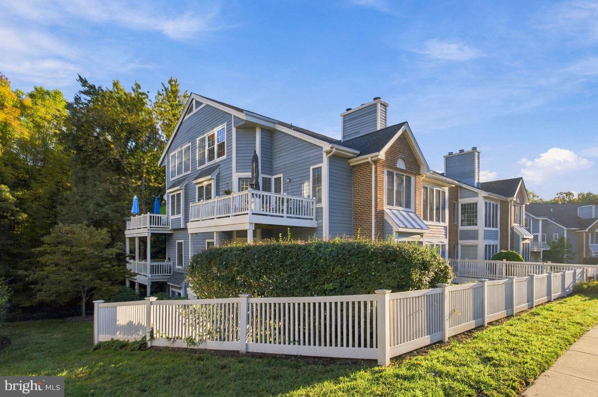 2704 SUMMERVIEW WAY 304