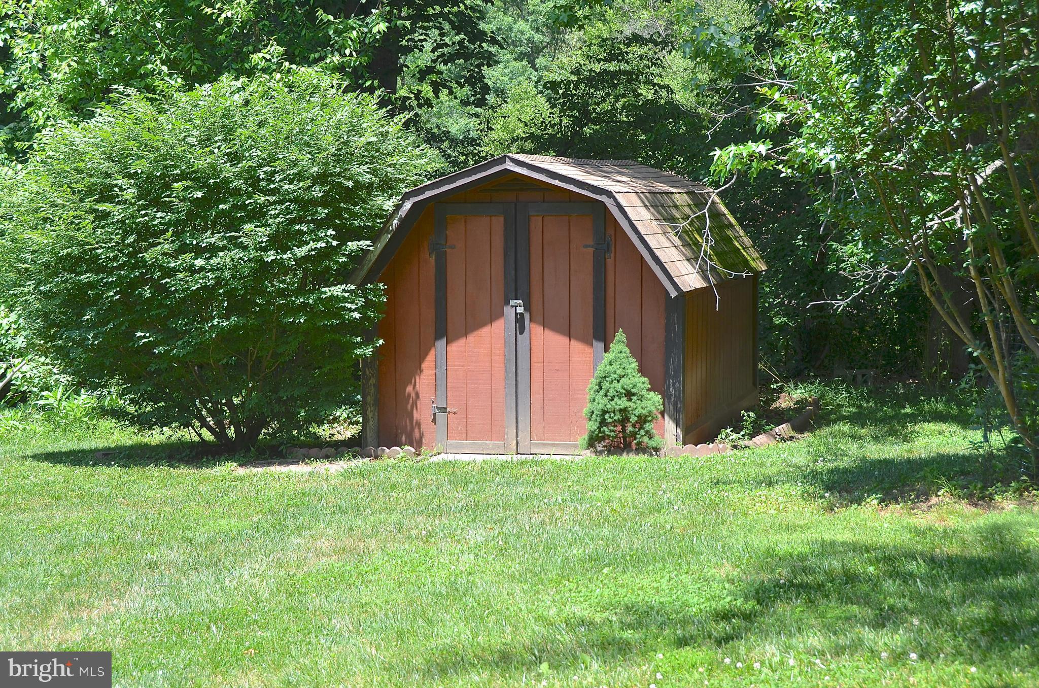 HARDESTY ESTATES - Residential