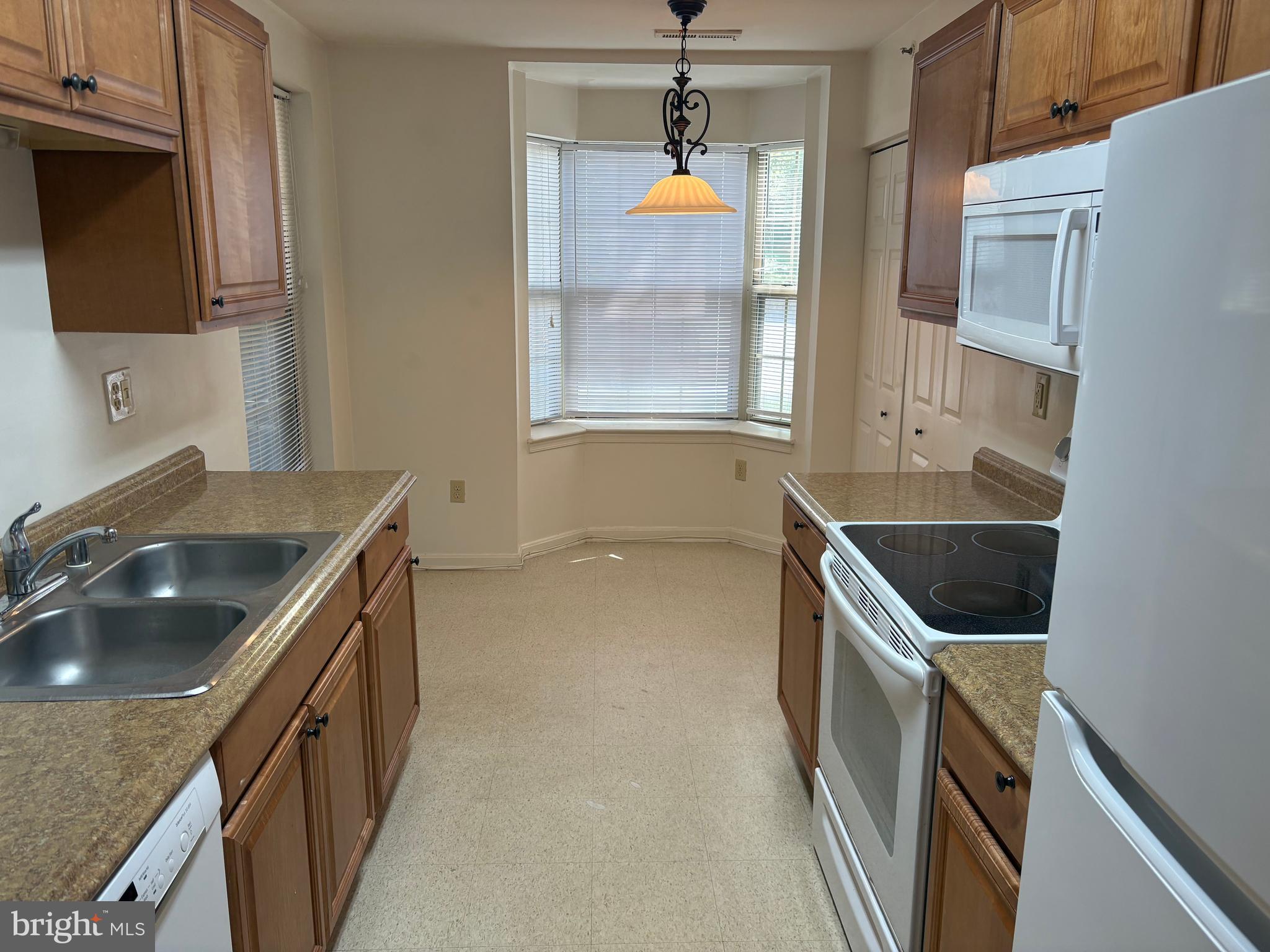 3402 TULLEYS POINTE COURT 1A