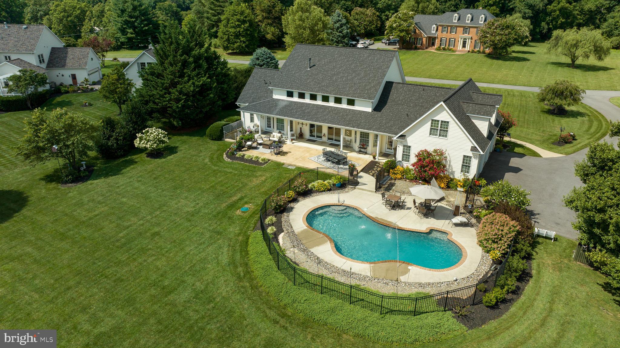 DAMASCUS OUTSIDE - Residential