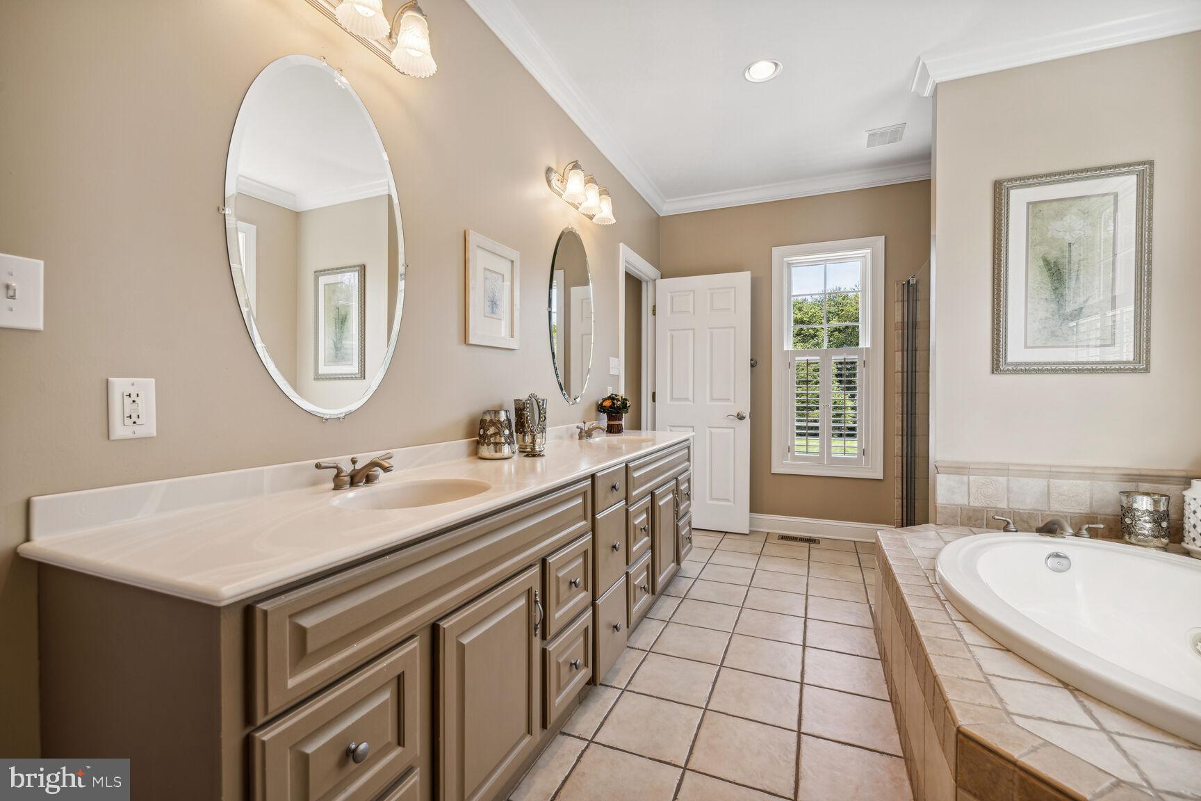 DAMASCUS OUTSIDE - Residential