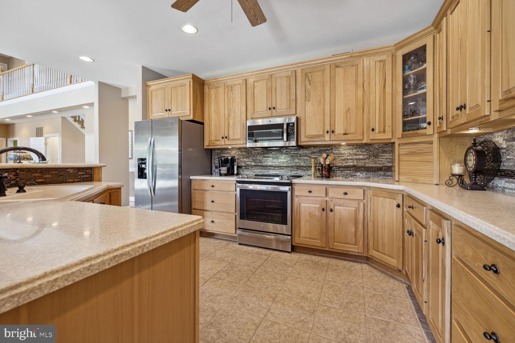 DAMASCUS OUTSIDE - Residential