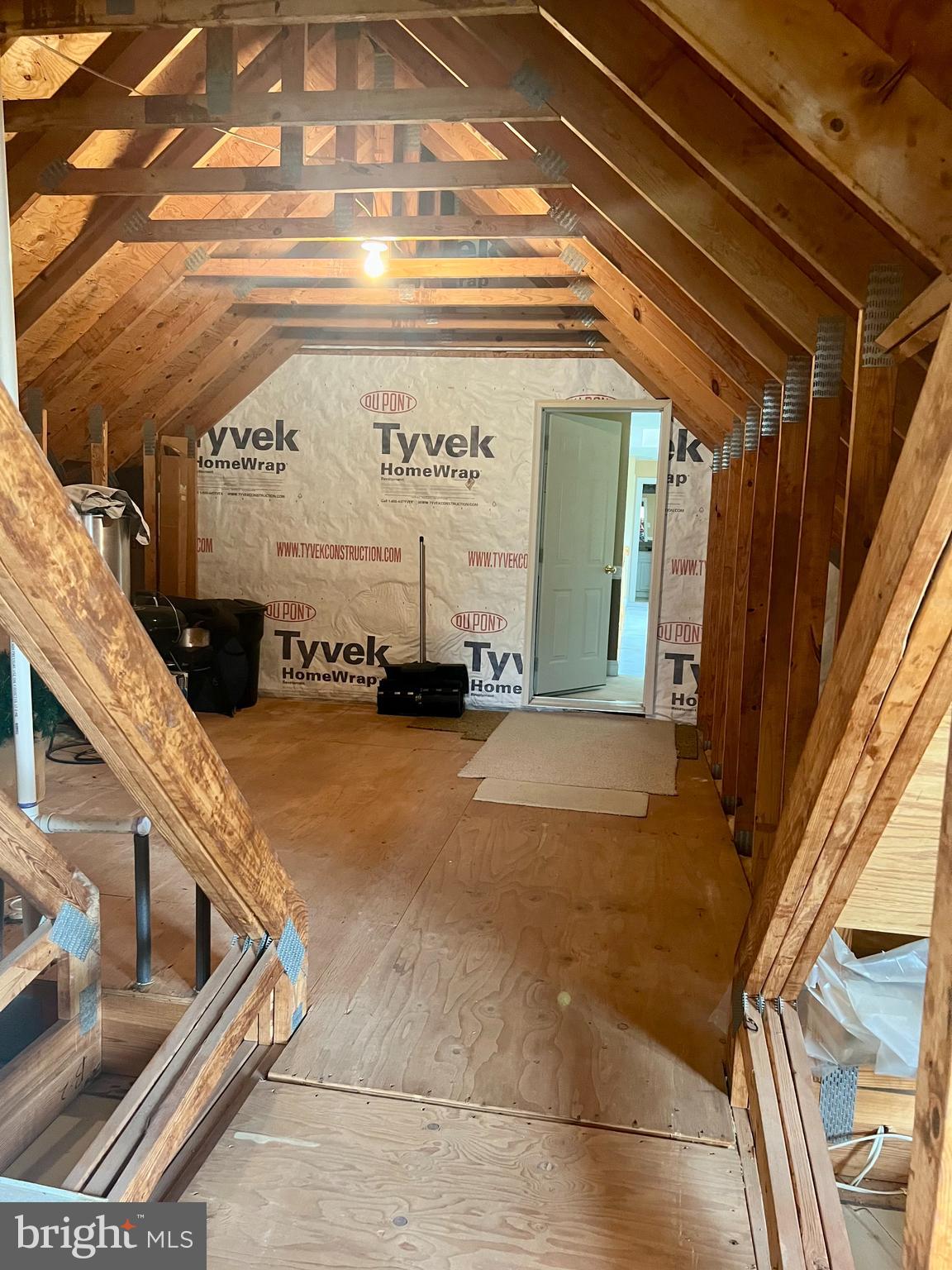 DAMASCUS OUTSIDE - Residential