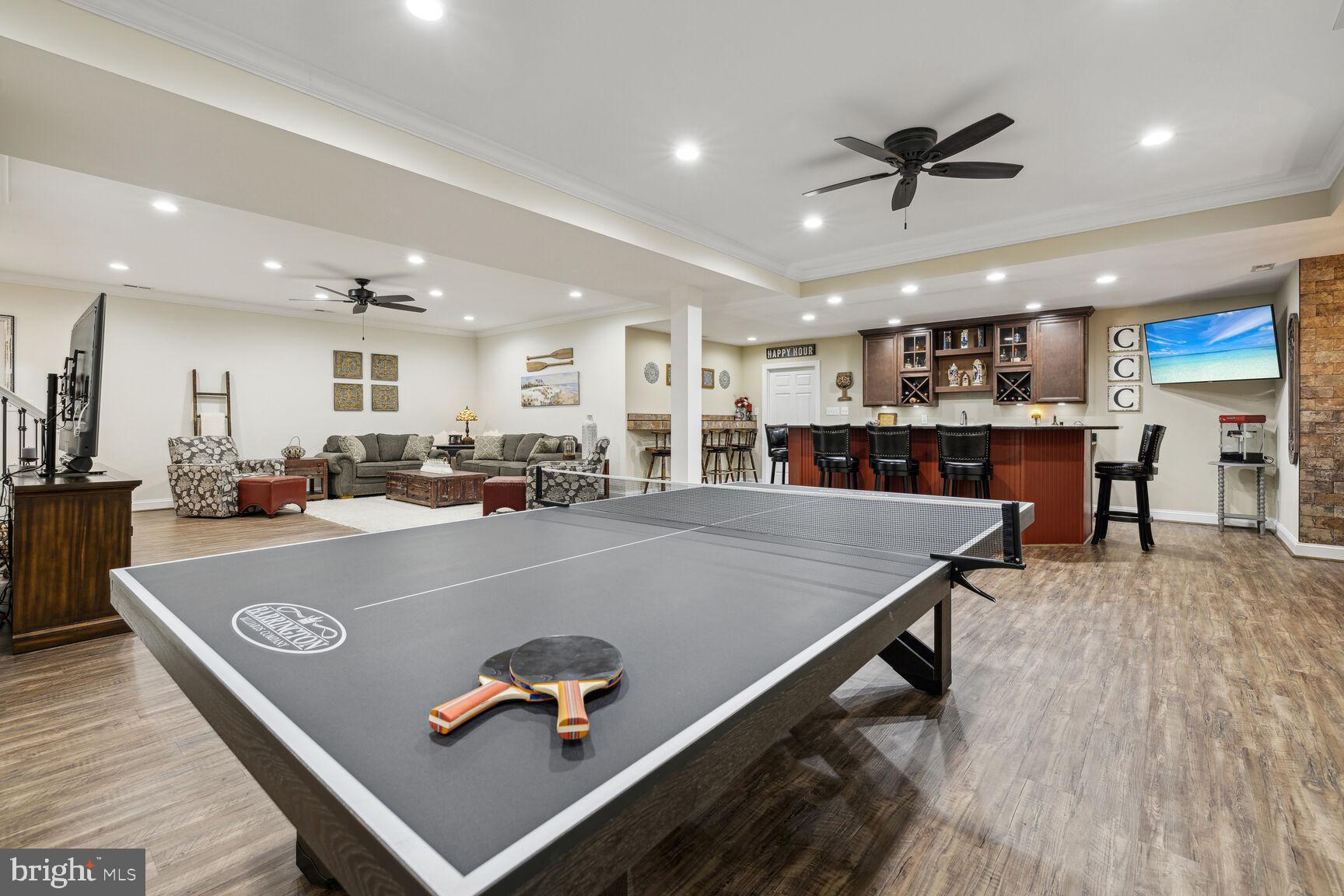 DAMASCUS OUTSIDE - Residential