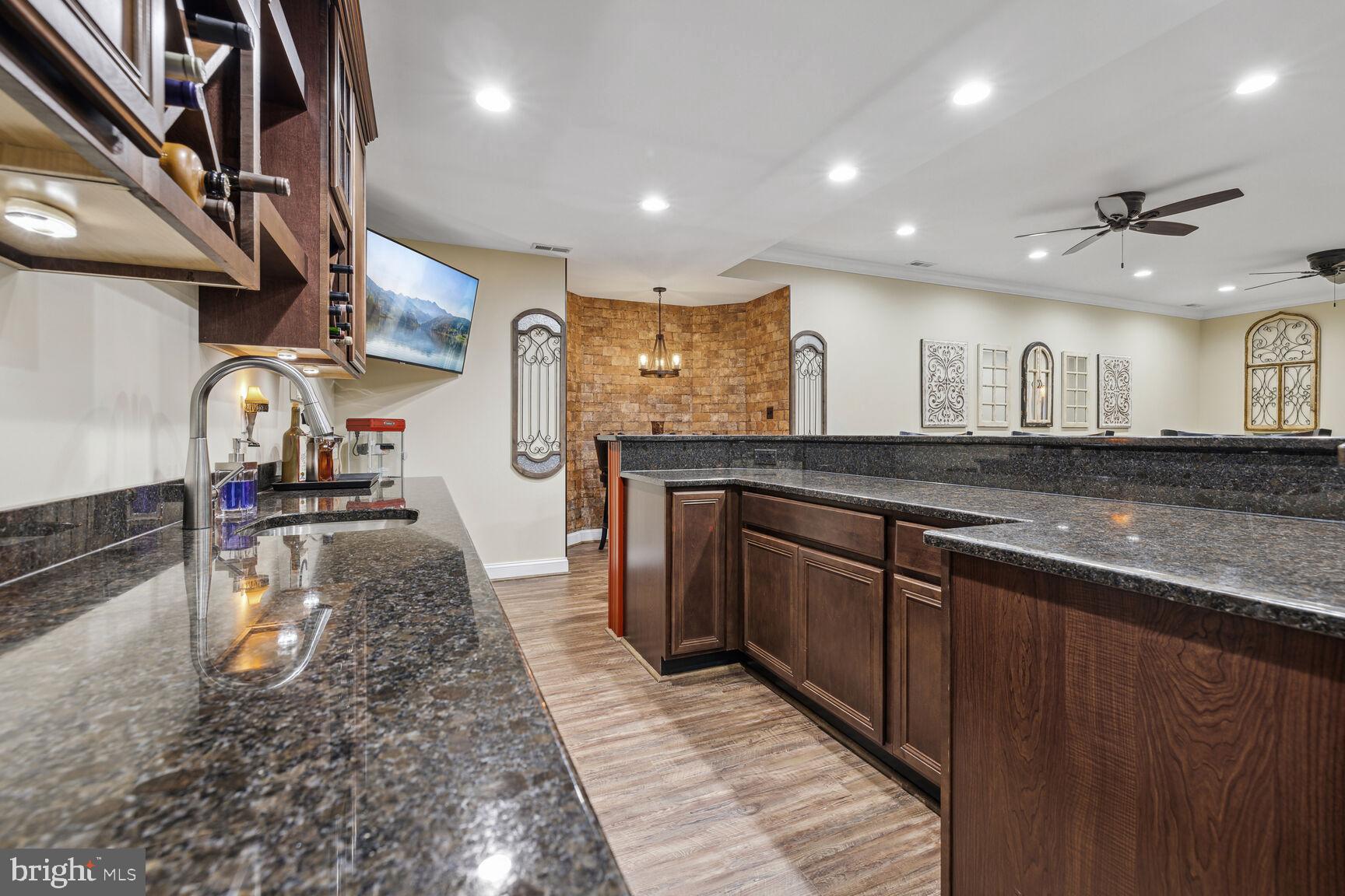 DAMASCUS OUTSIDE - Residential