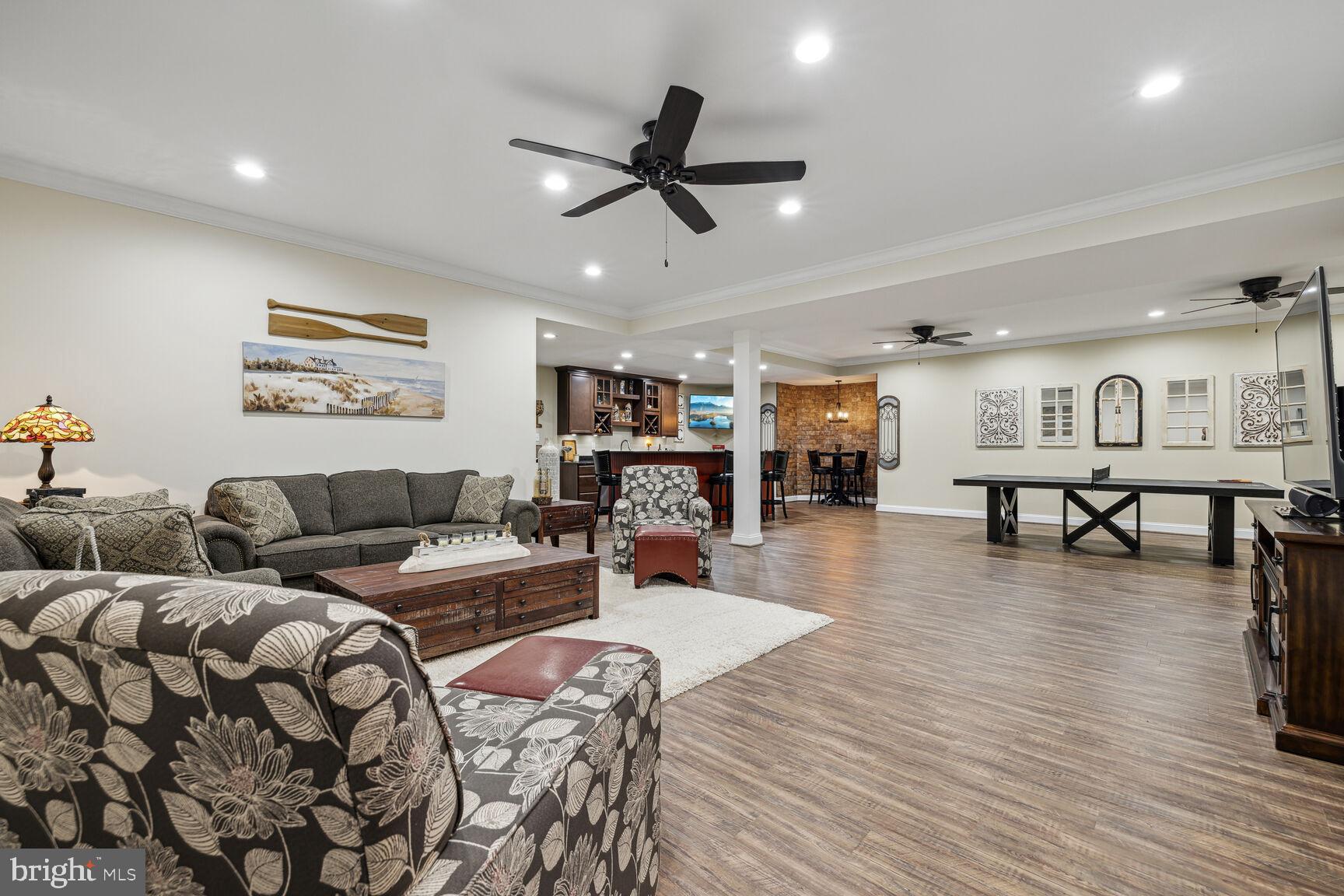 DAMASCUS OUTSIDE - Residential