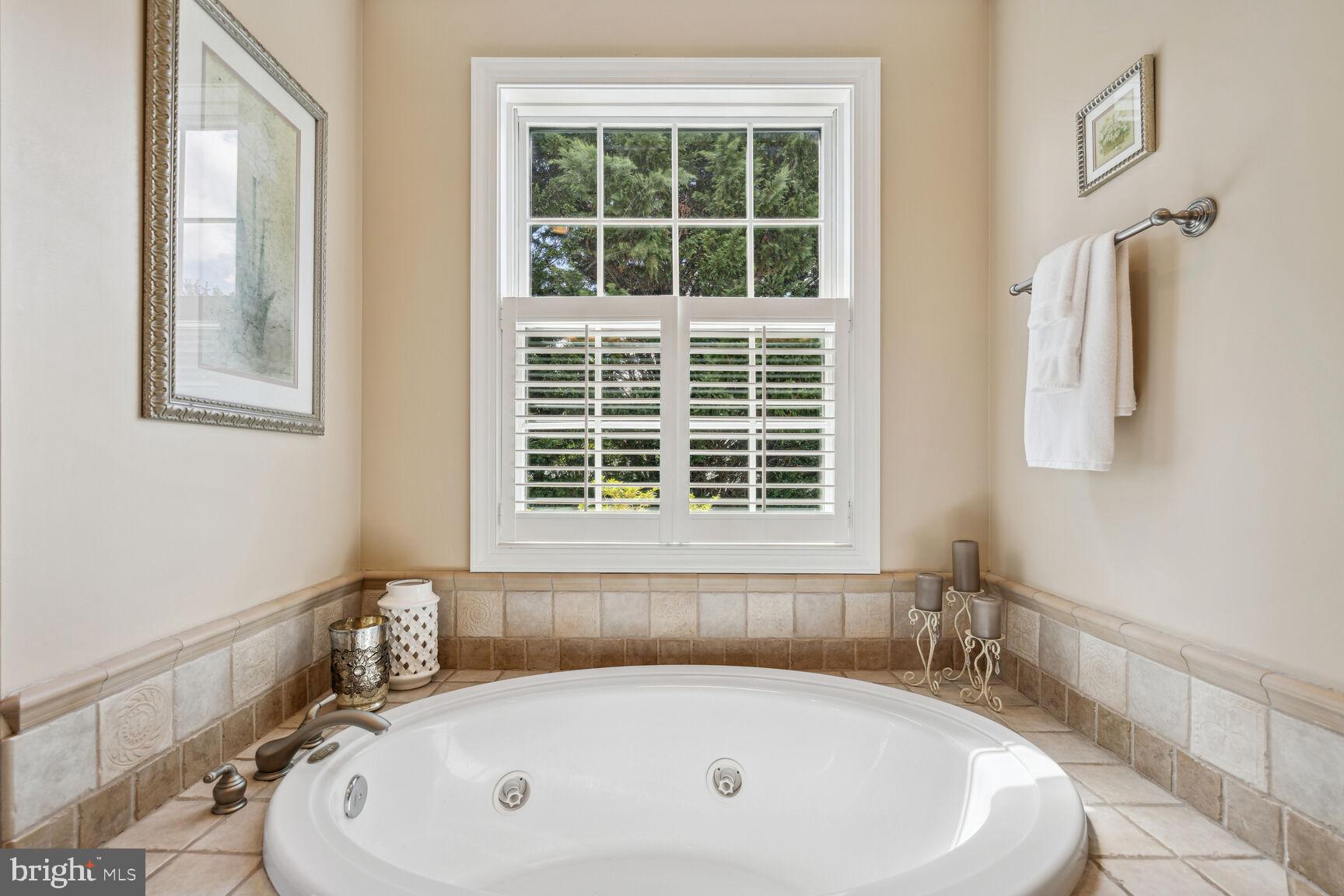 DAMASCUS OUTSIDE - Residential