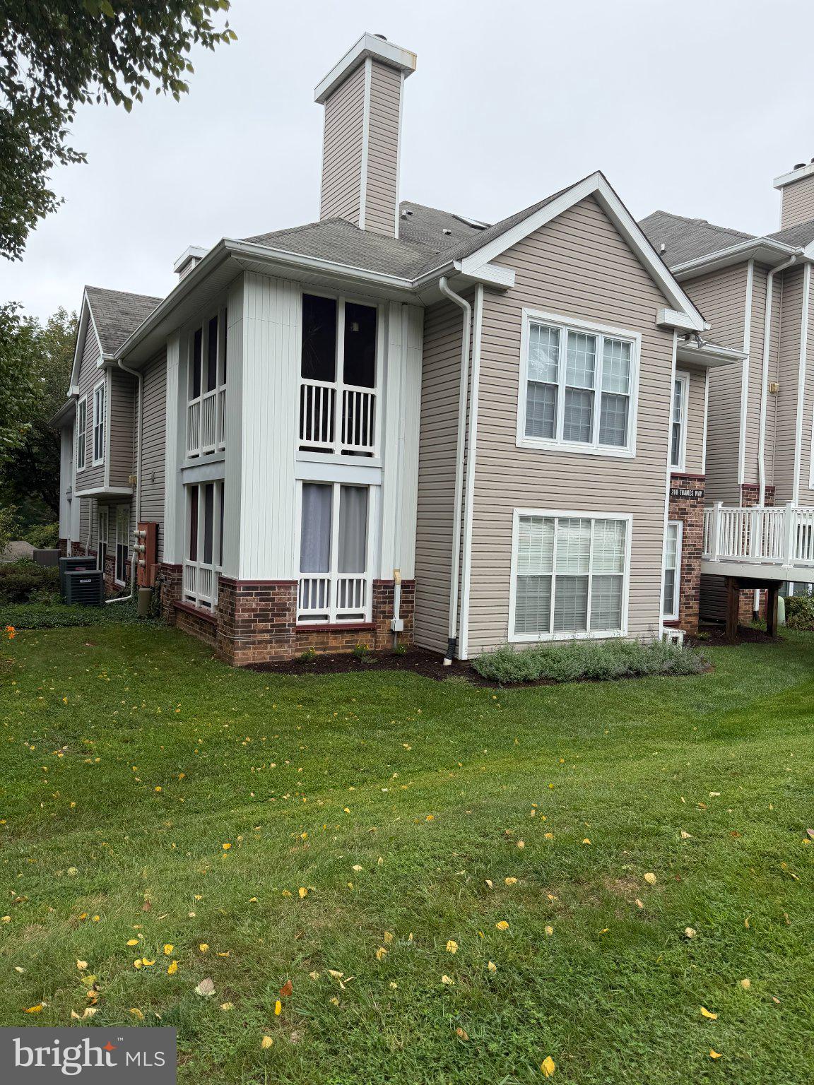 200 THAMES WAY 200-B