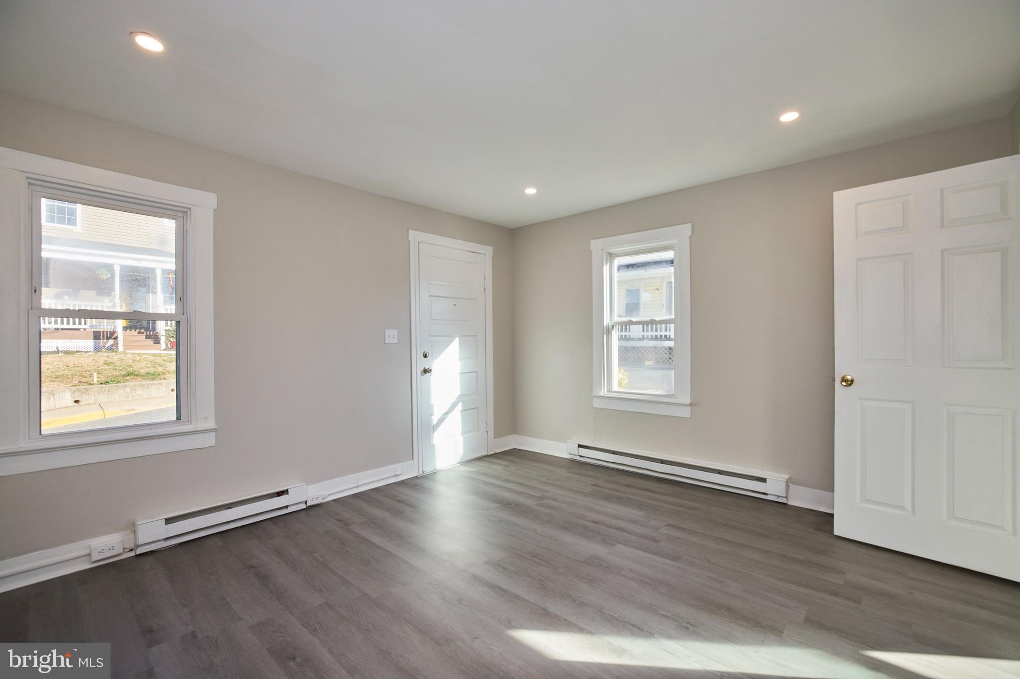 WINCHESTER - Residential