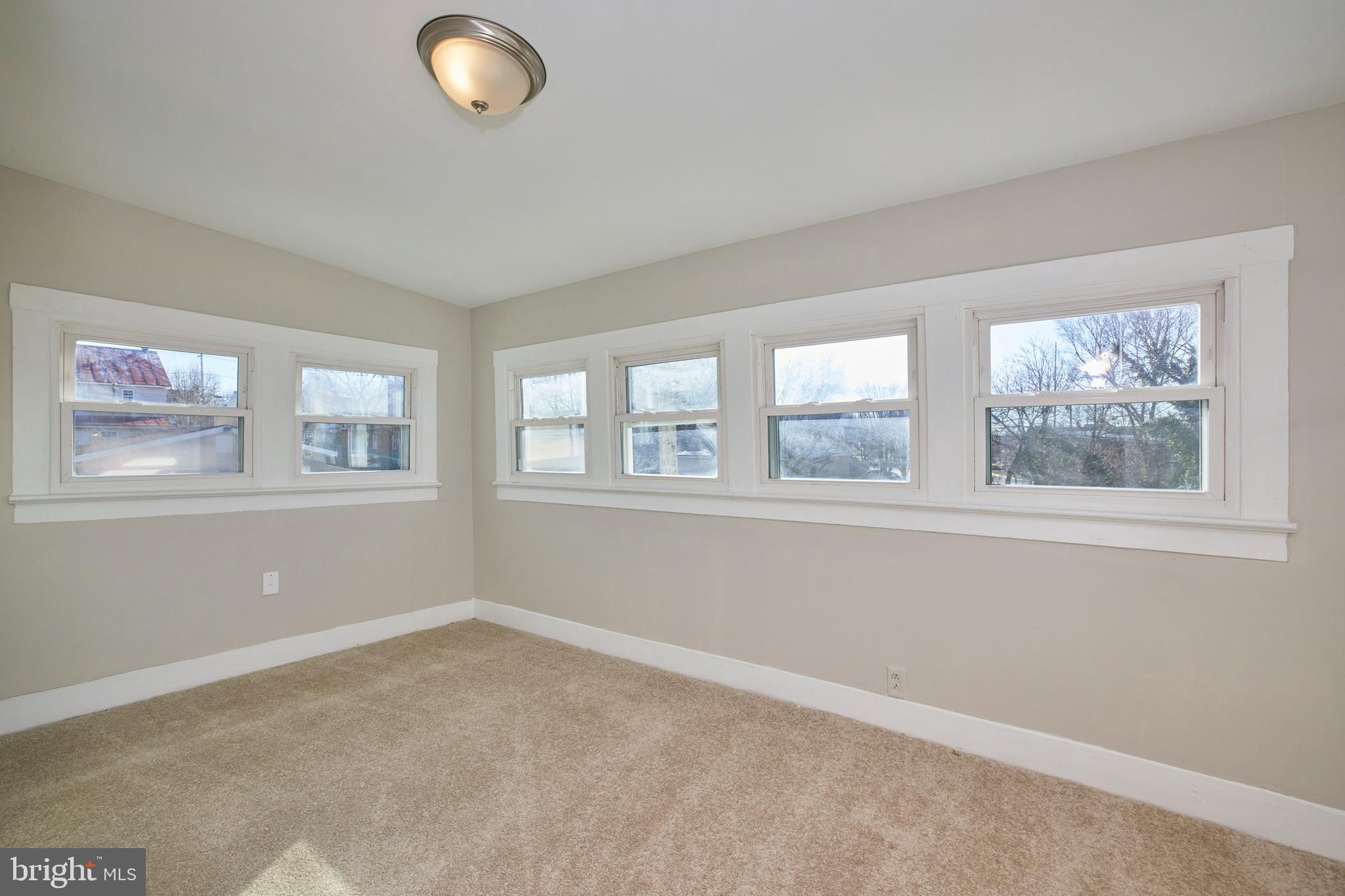 WINCHESTER - Residential