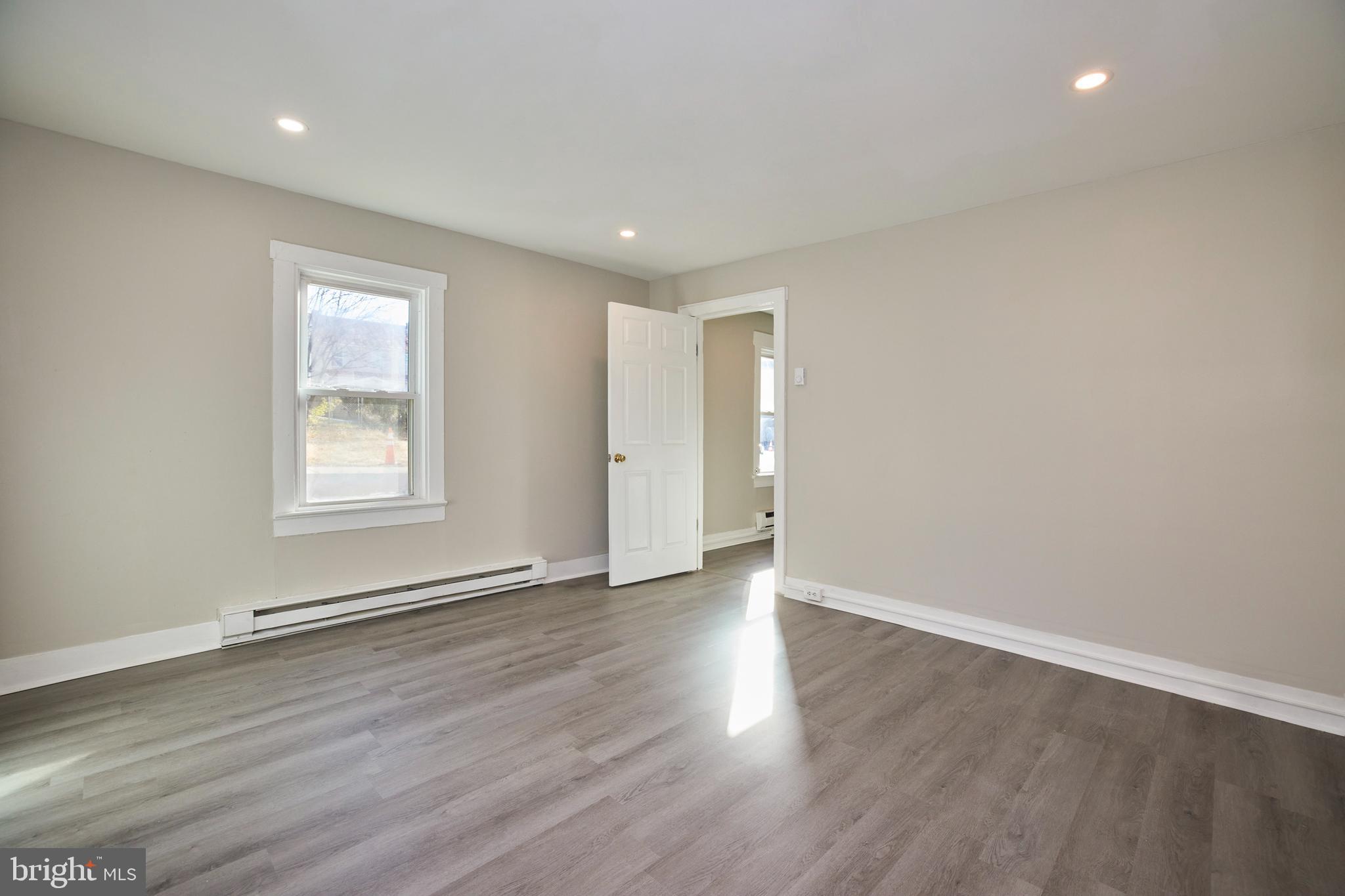 WINCHESTER - Residential