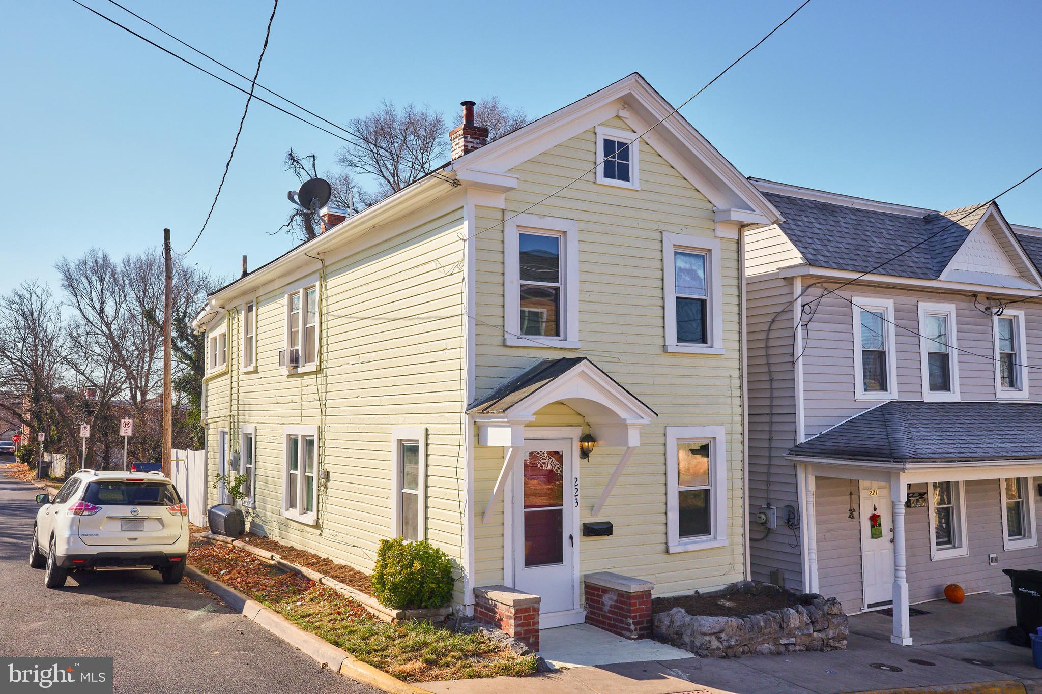 WINCHESTER - Residential