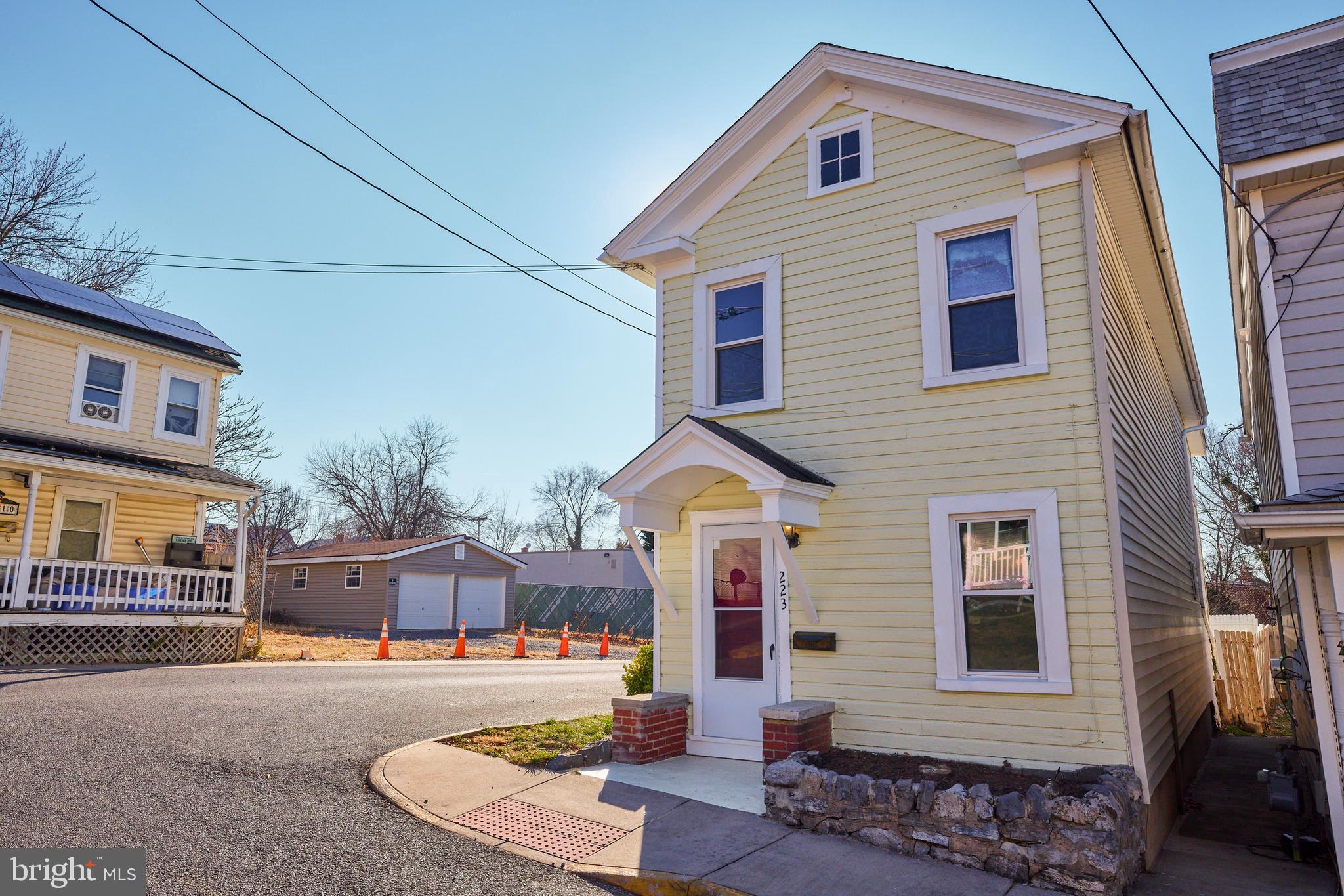 WINCHESTER - Residential