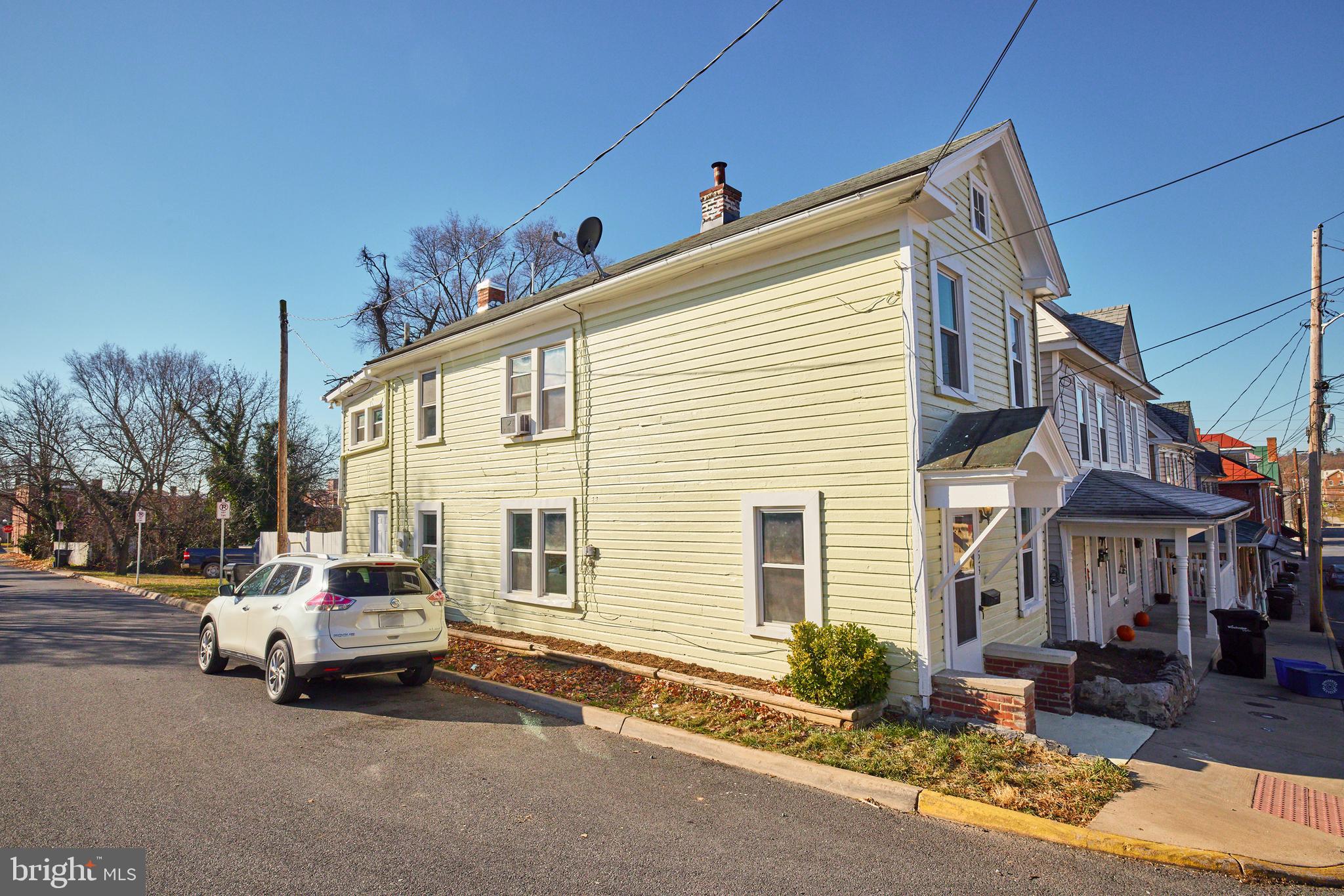 WINCHESTER - Residential