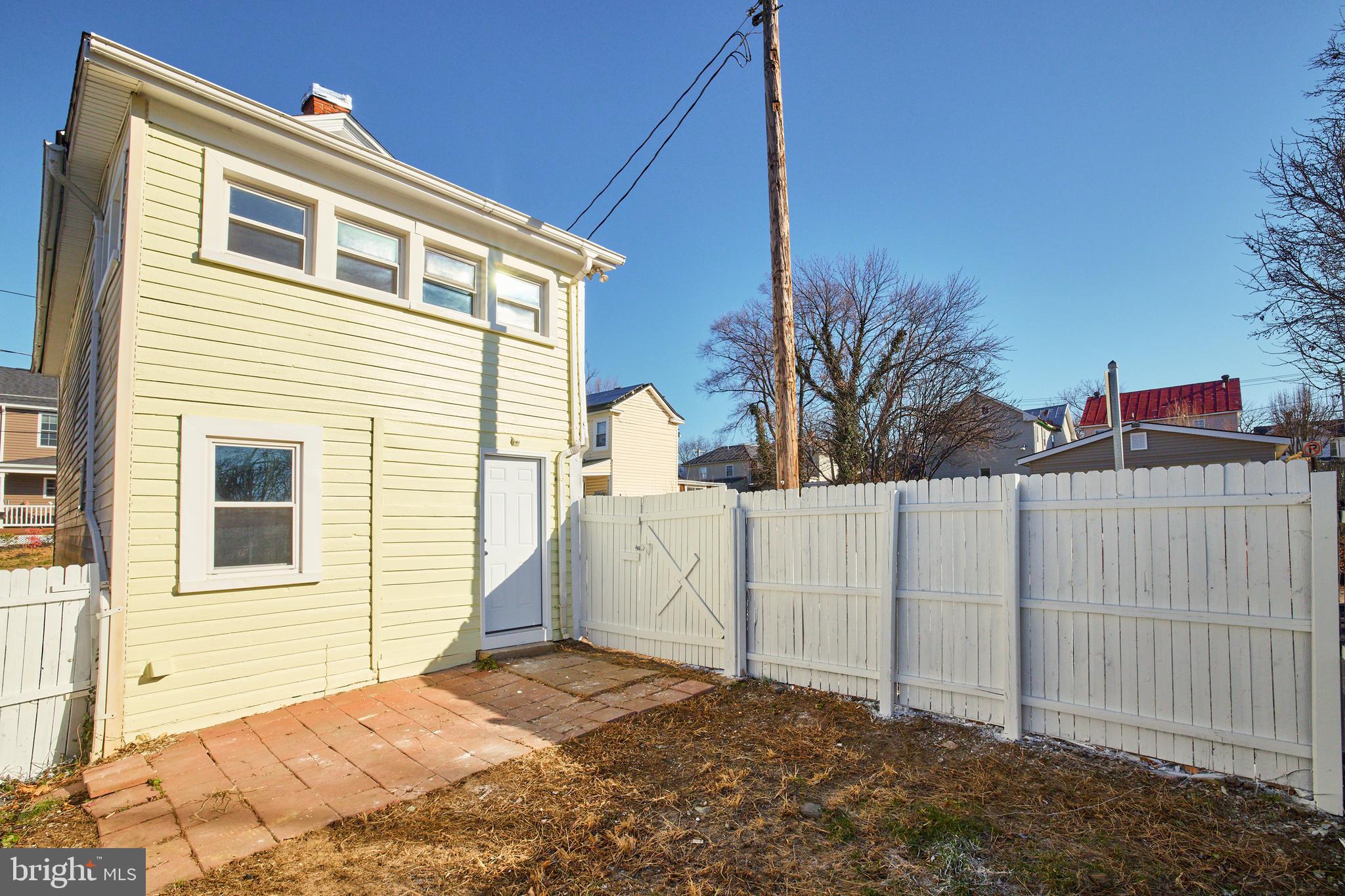 WINCHESTER - Residential