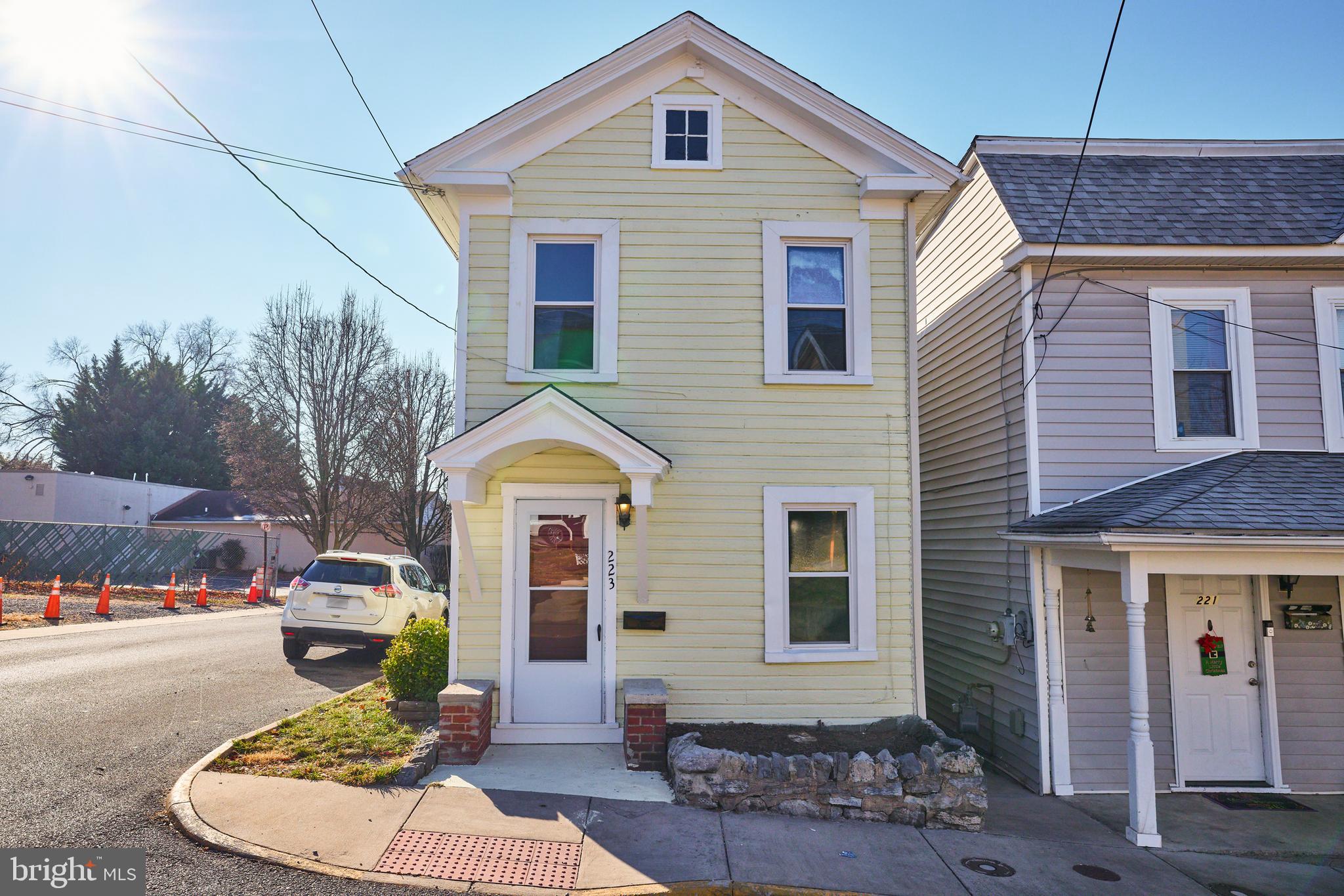 WINCHESTER - Residential