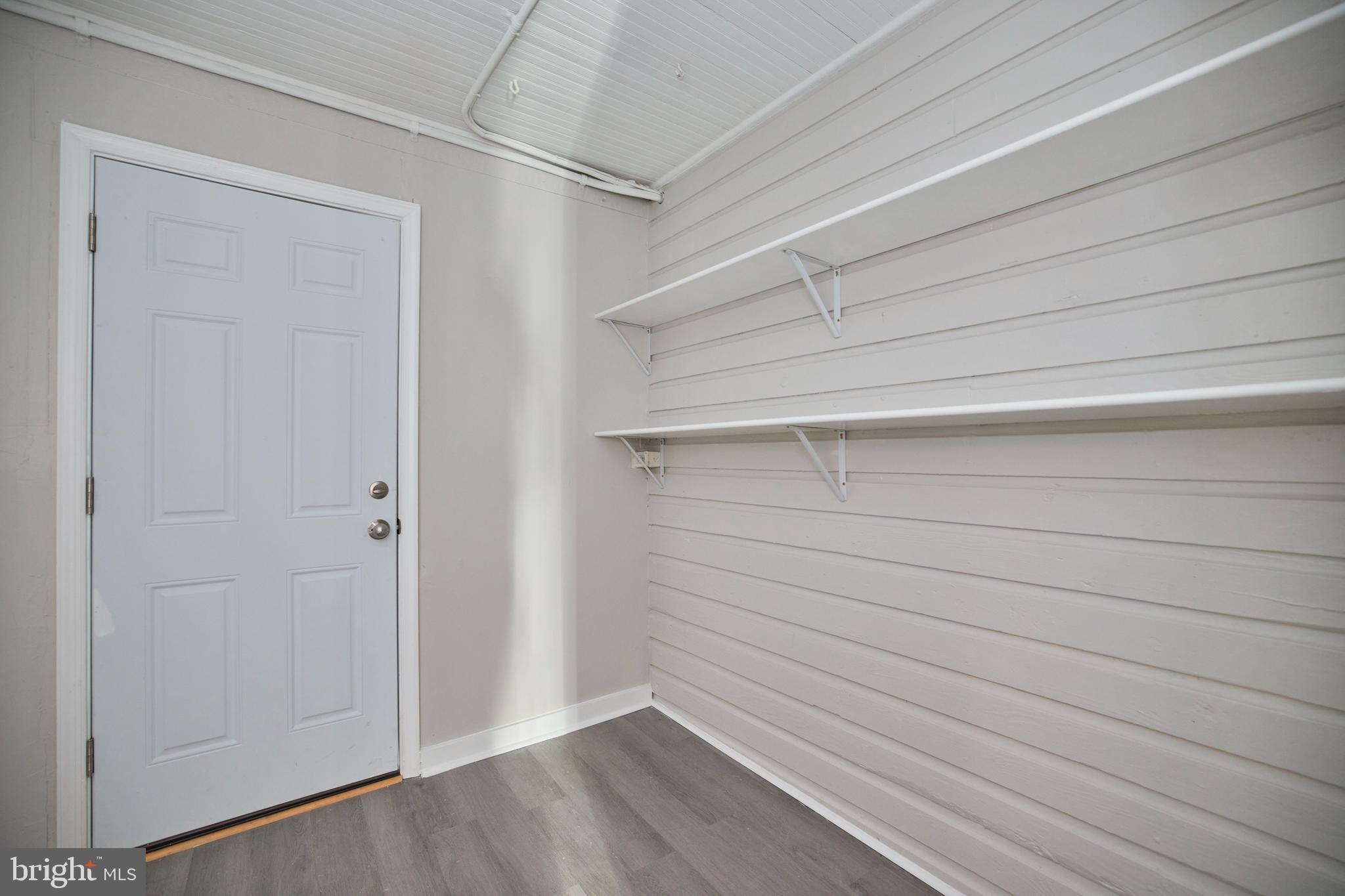 WINCHESTER - Residential