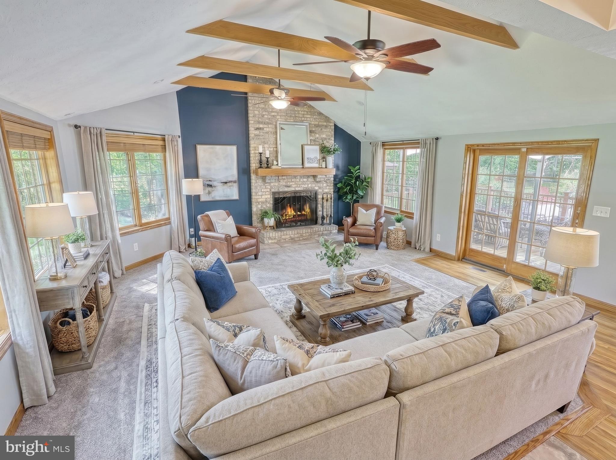 LAKE MEADE - Residential