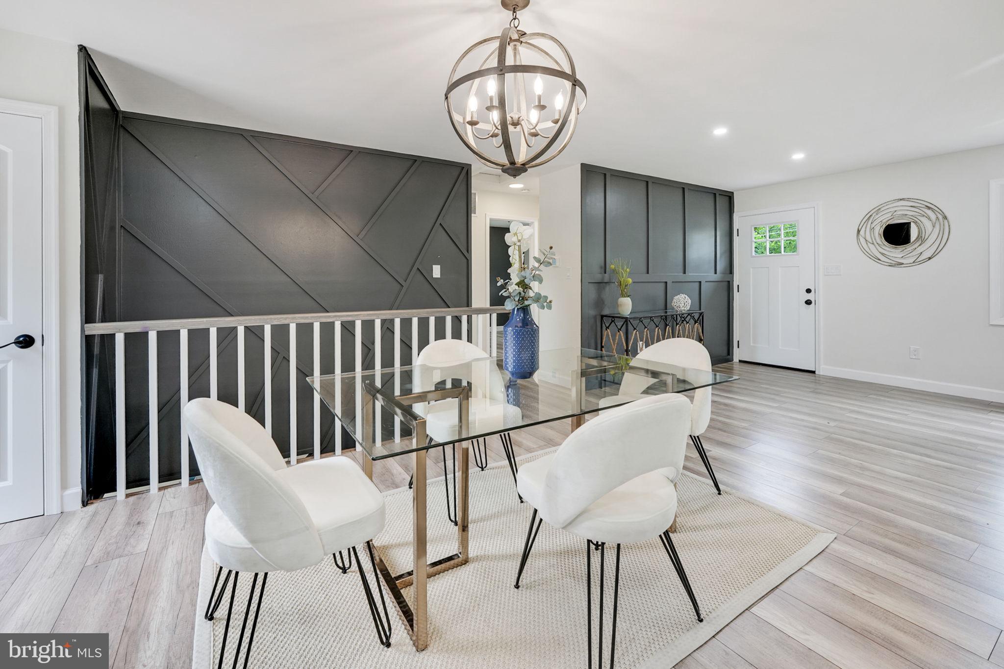 VIRGINIA HILLS - Residential