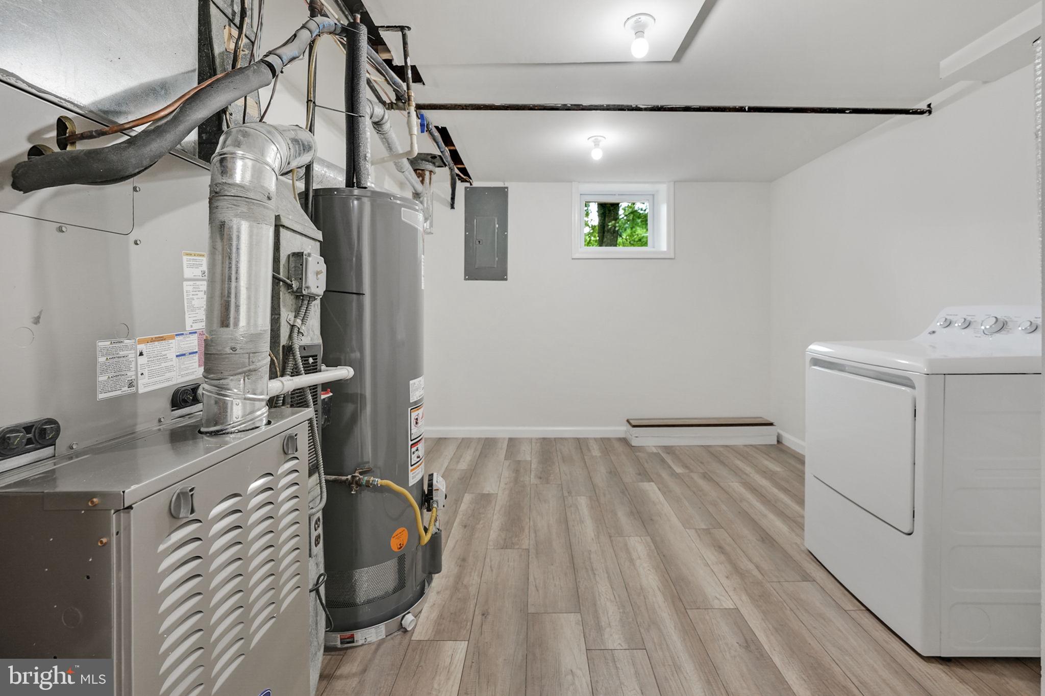 VIRGINIA HILLS - Residential