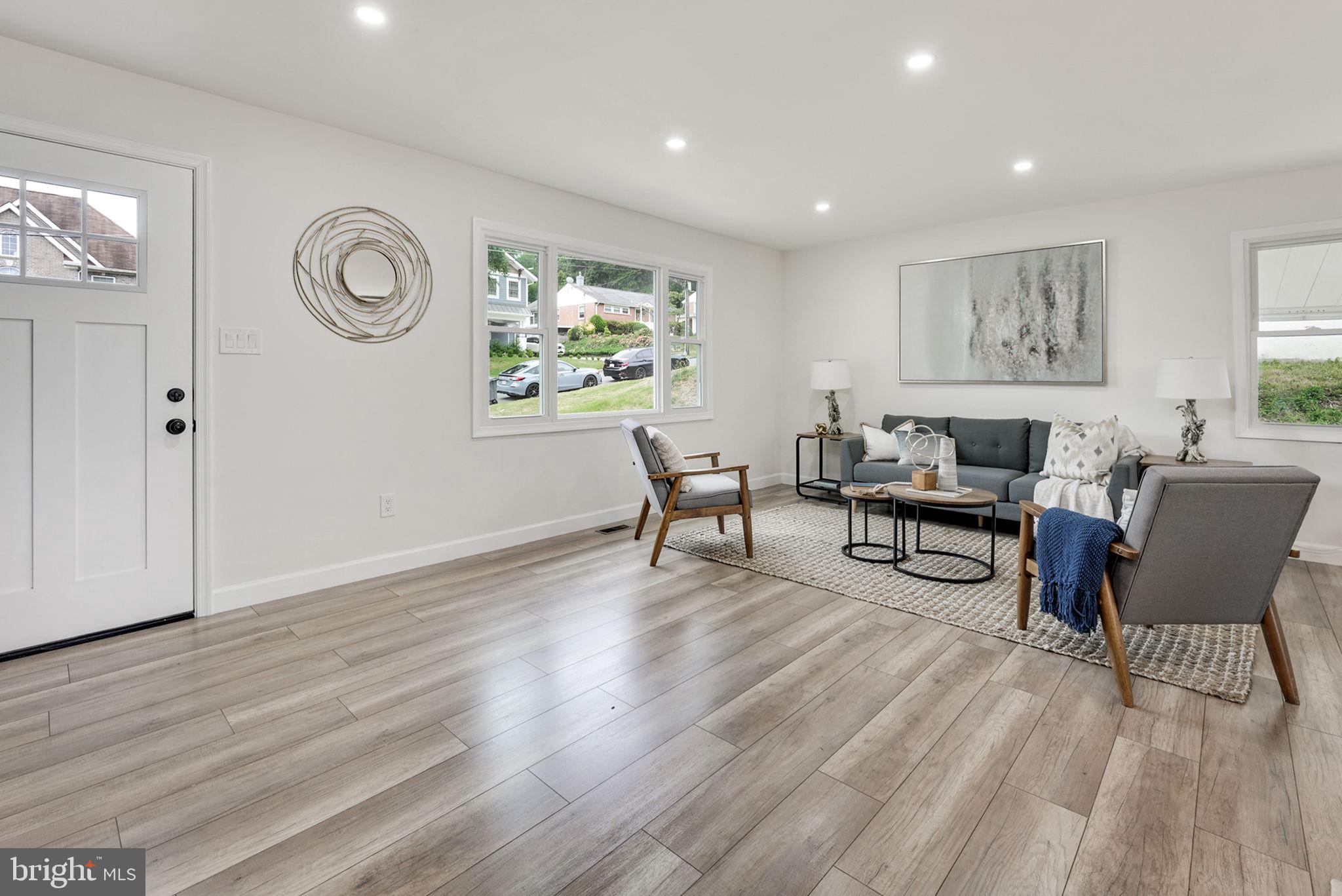 VIRGINIA HILLS - Residential