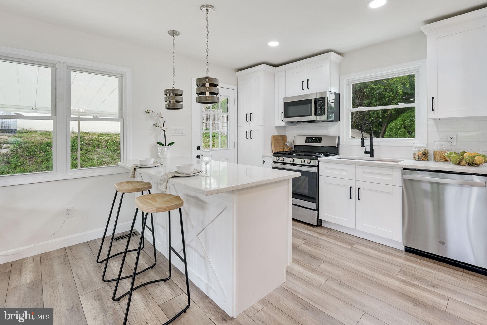 VIRGINIA HILLS - Residential