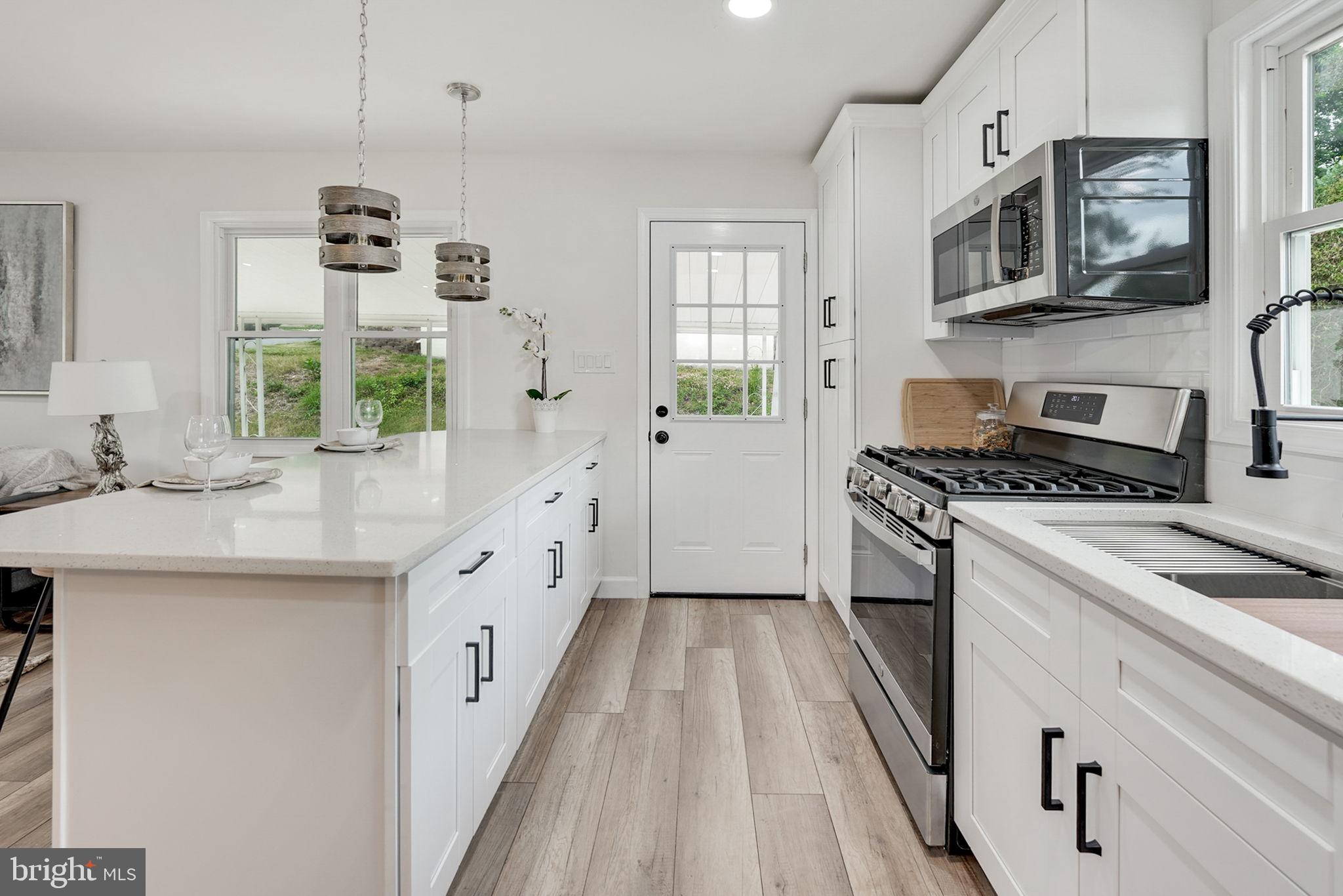 VIRGINIA HILLS - Residential