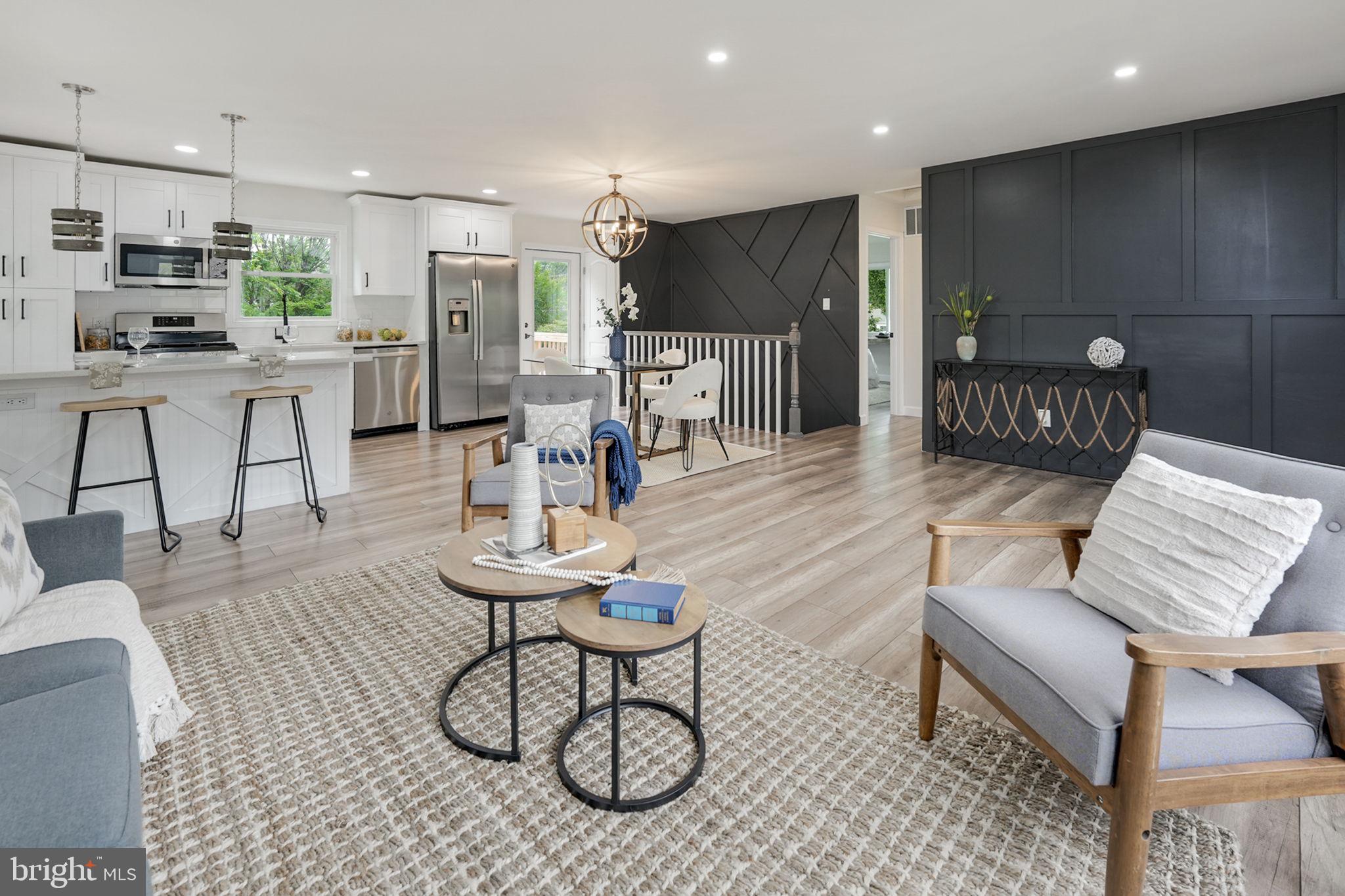 VIRGINIA HILLS - Residential