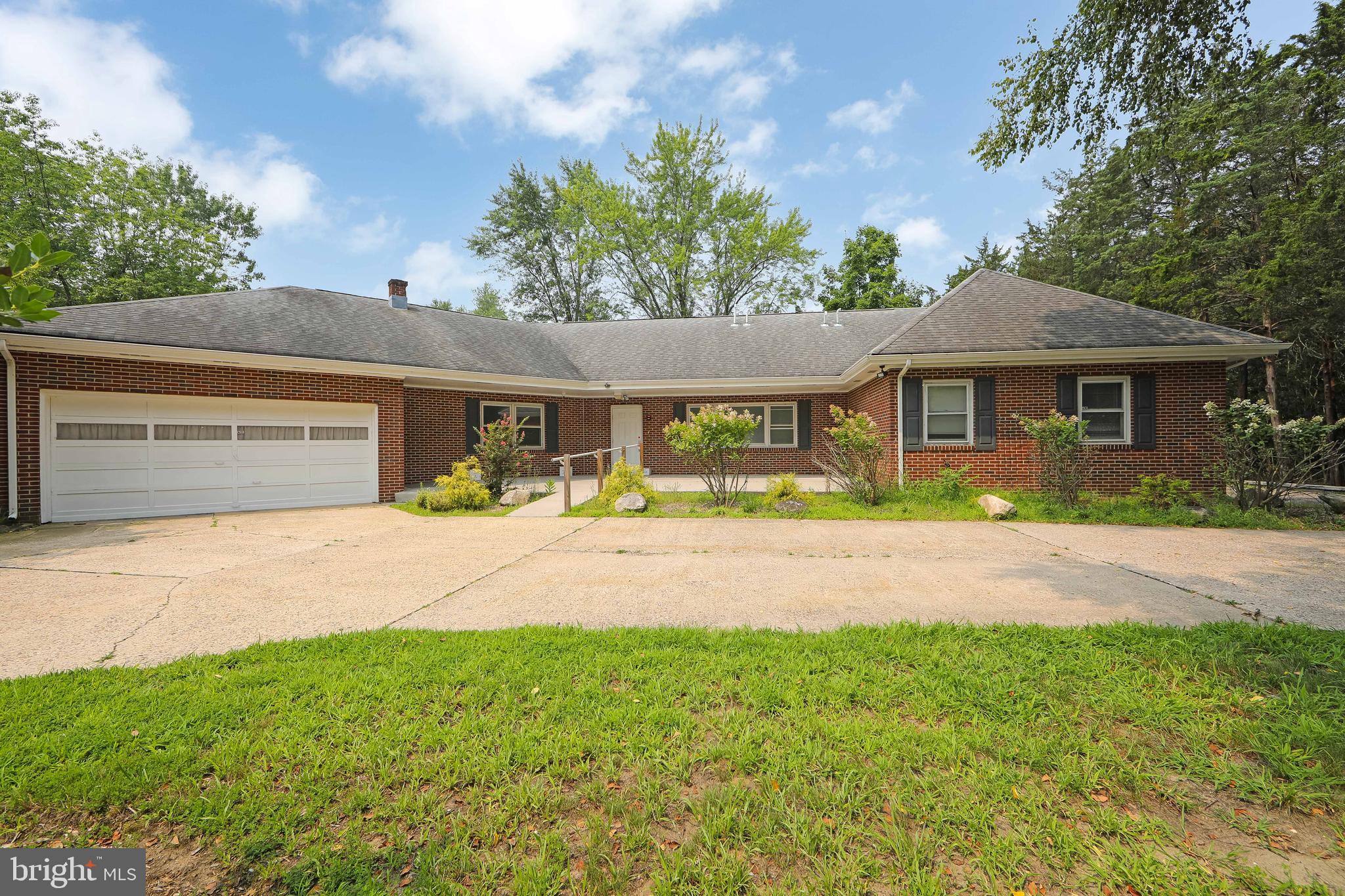 4 CHESTER AVENUE
