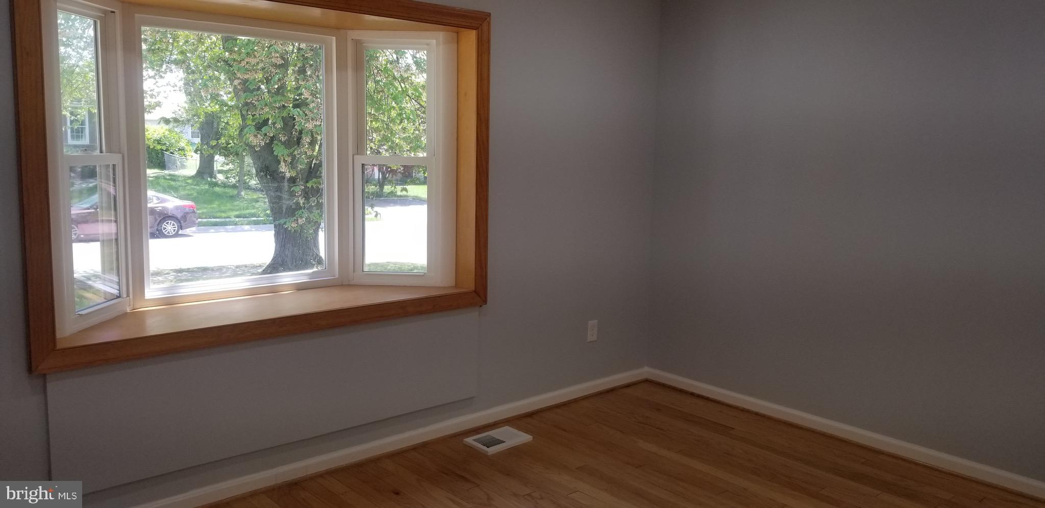 HAMPSTEAD VALLEY - Residential Lease