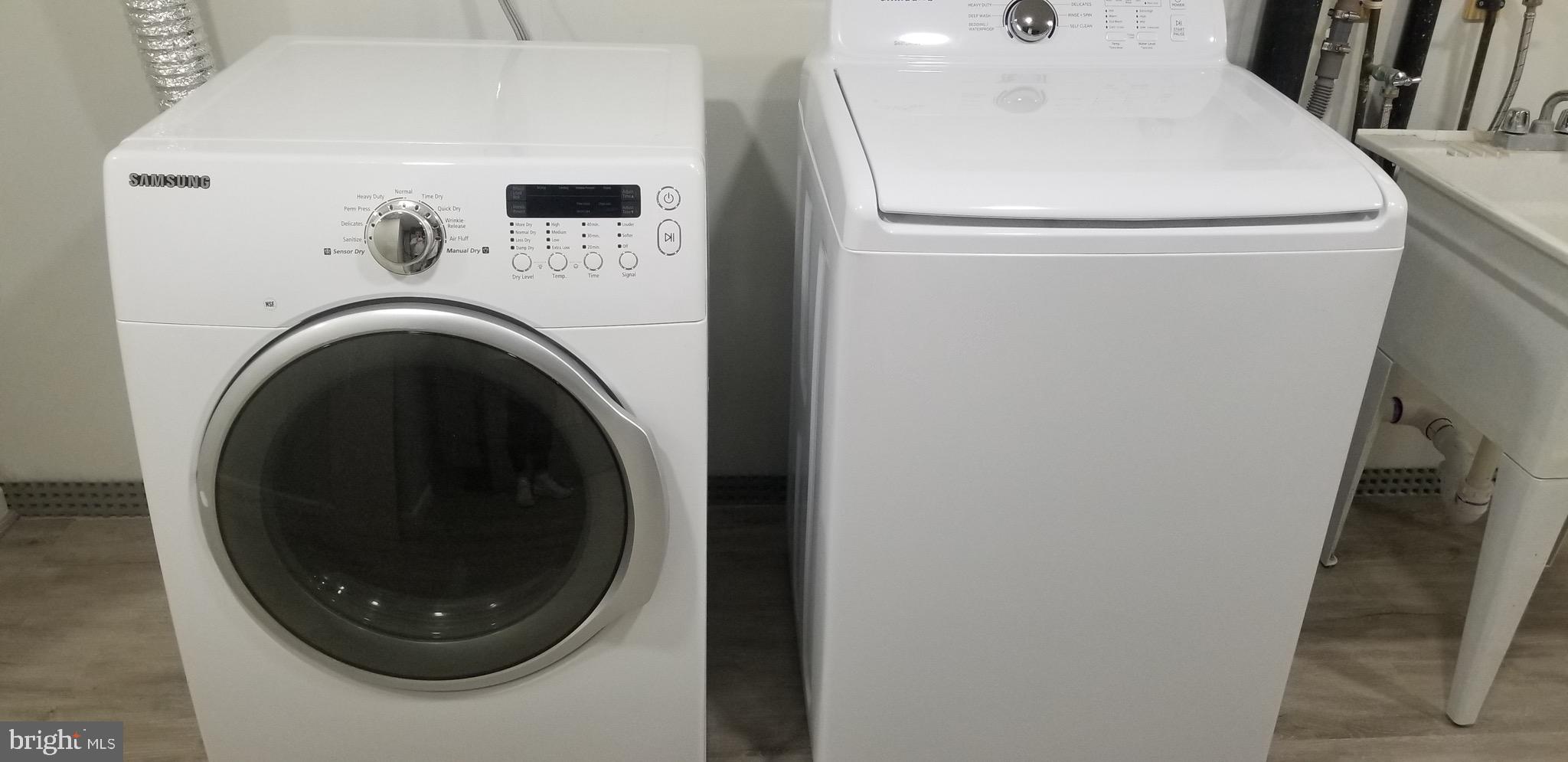 HAMPSTEAD VALLEY - Residential Lease