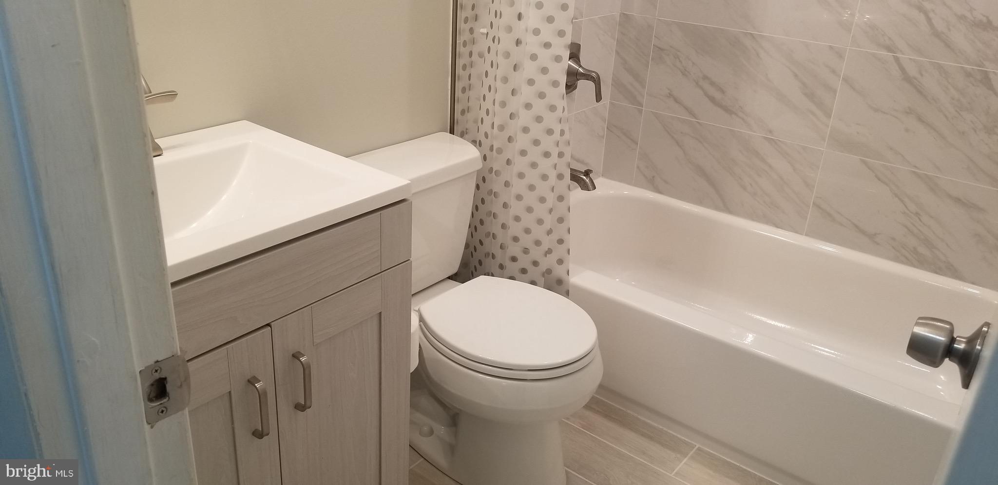 HAMPSTEAD VALLEY - Residential Lease