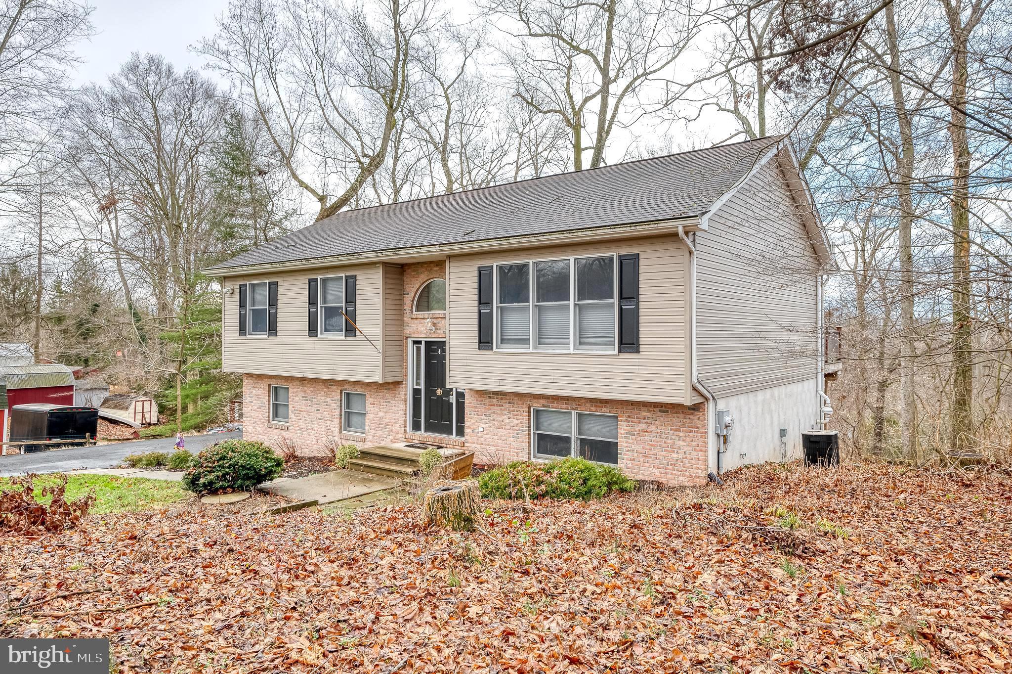 OCTORARO LAKES - Residential