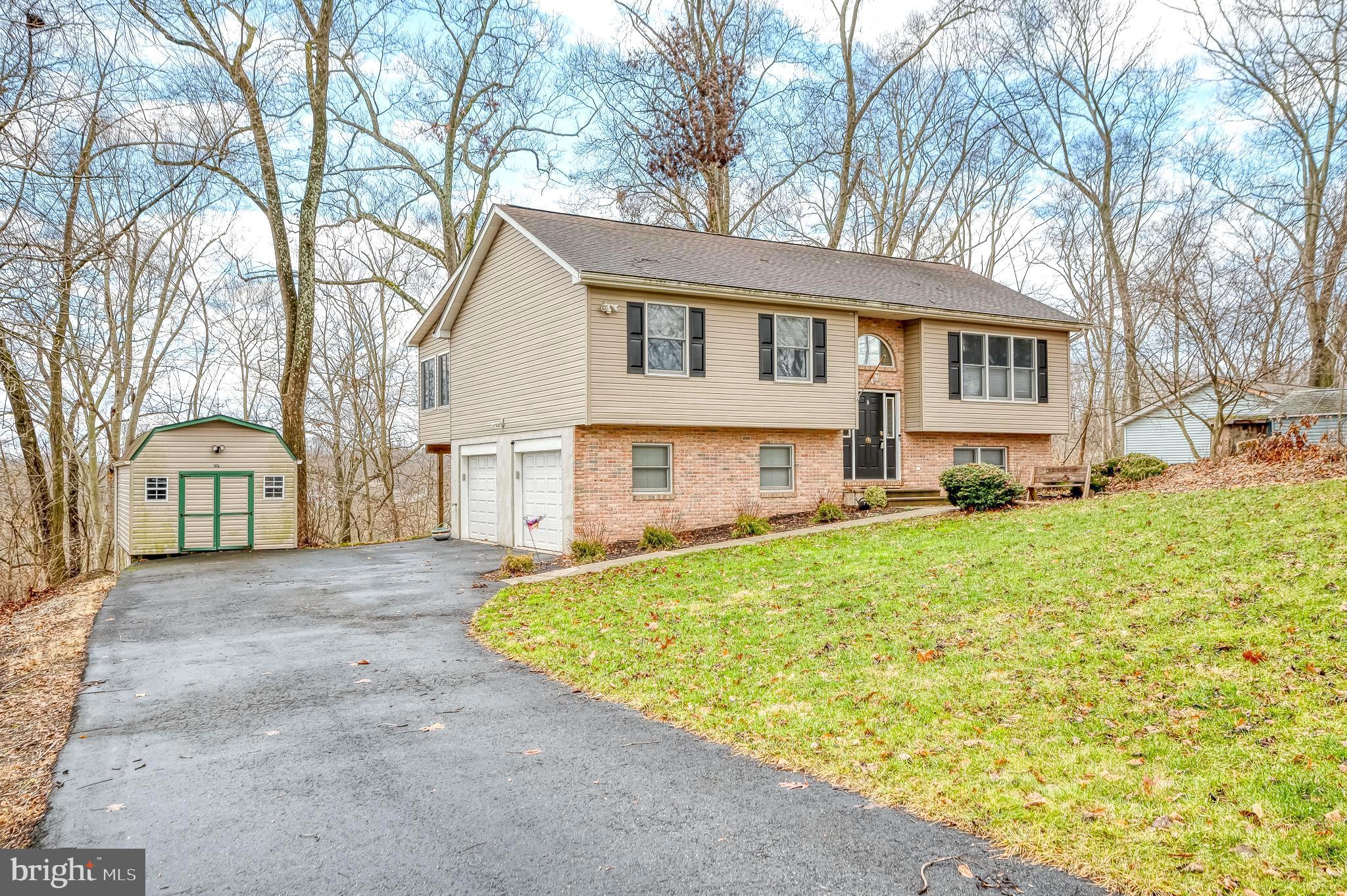 OCTORARO LAKES - Residential