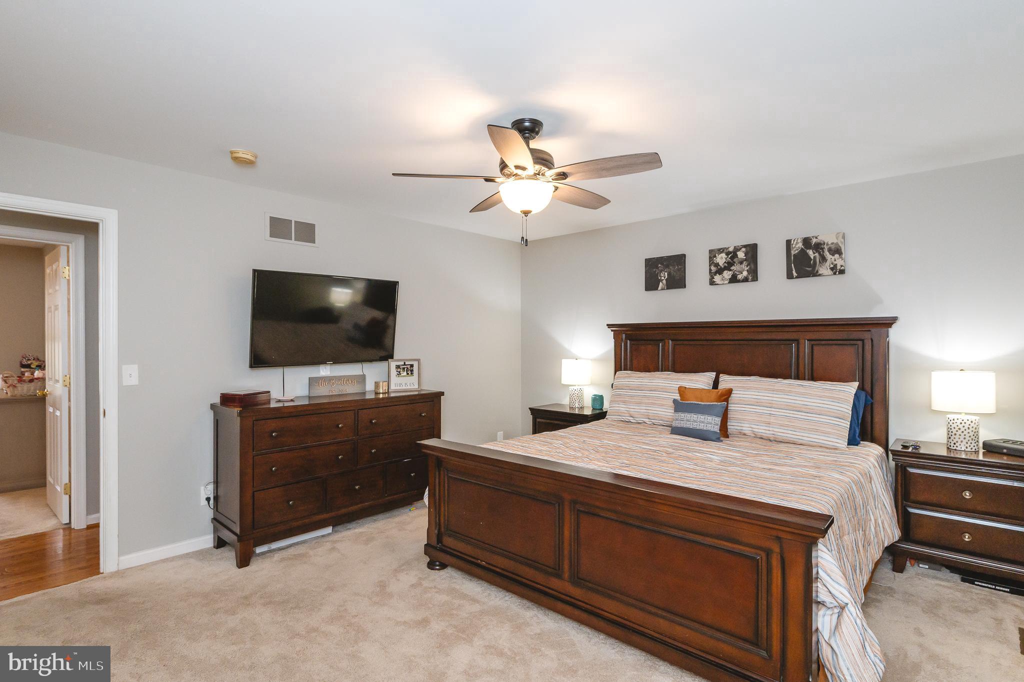 OCTORARO LAKES - Residential