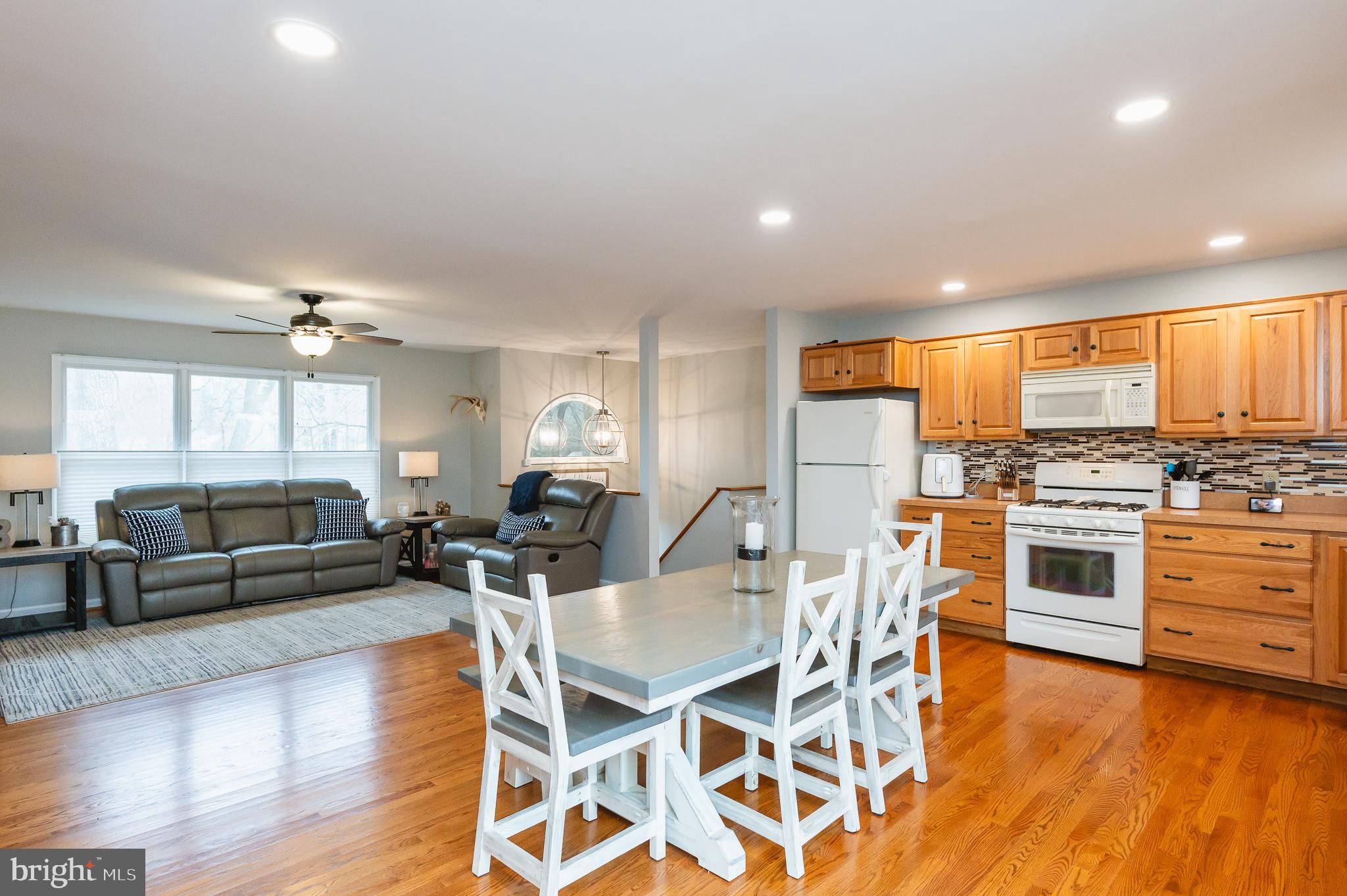 OCTORARO LAKES - Residential