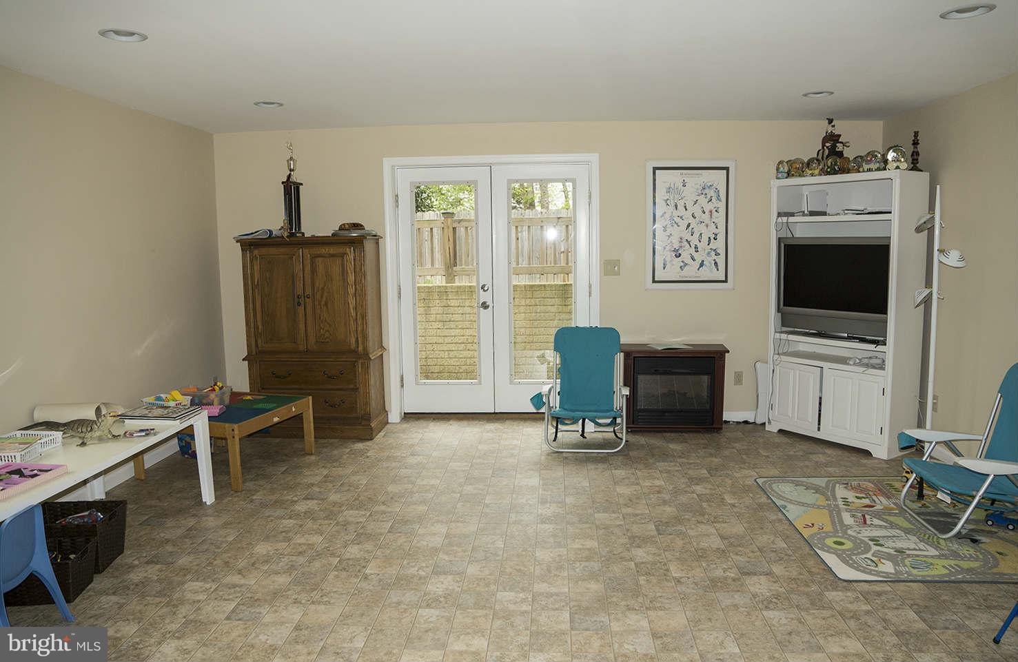 FREDERICKSBURG CITY - Residential