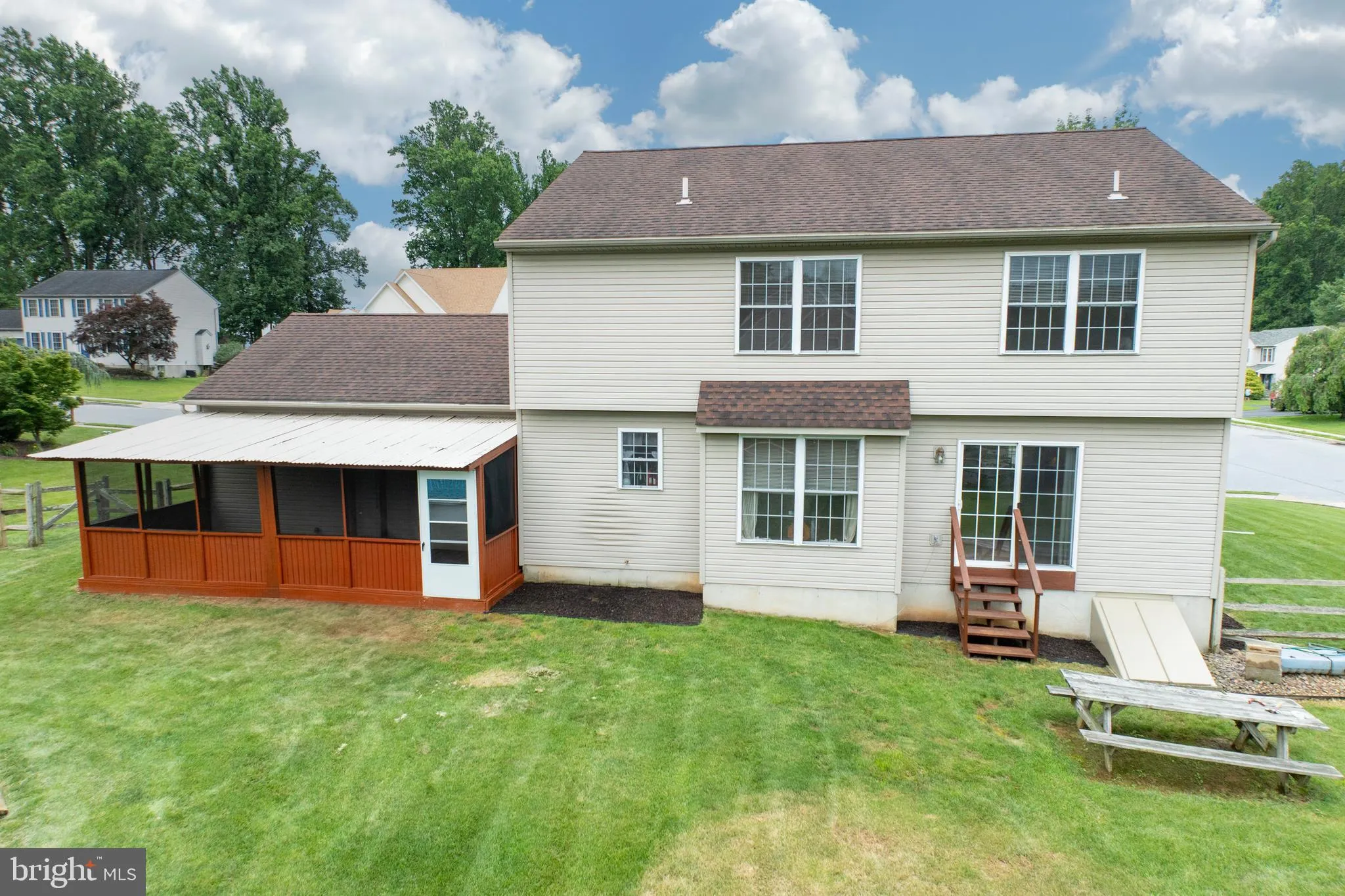 Douglassville, Pennsylvania 19518, United States, 4 Bedrooms Bedrooms, ,3 BathroomsBathrooms,Residential,Active,165556