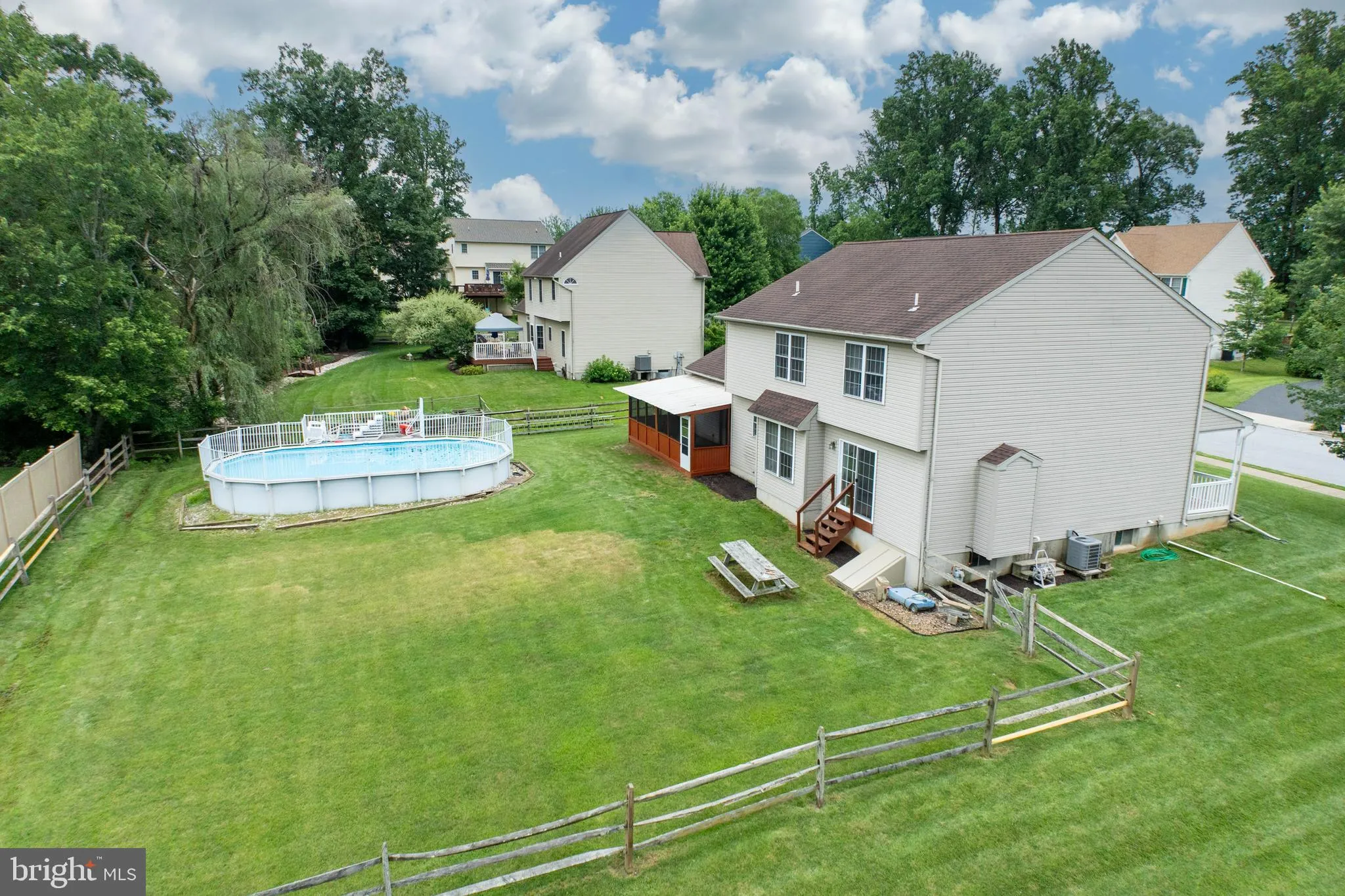 Douglassville, Pennsylvania 19518, United States, 4 Bedrooms Bedrooms, ,3 BathroomsBathrooms,Residential,Active,165556