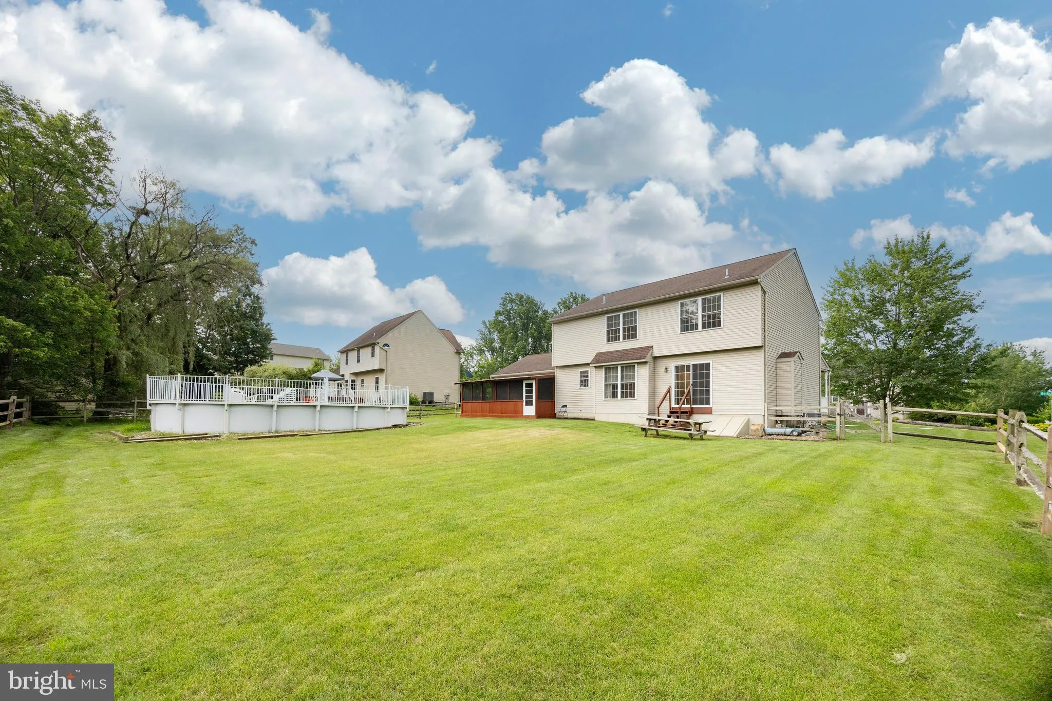 Douglassville, Pennsylvania 19518, United States, 4 Bedrooms Bedrooms, ,3 BathroomsBathrooms,Residential,Active,165556