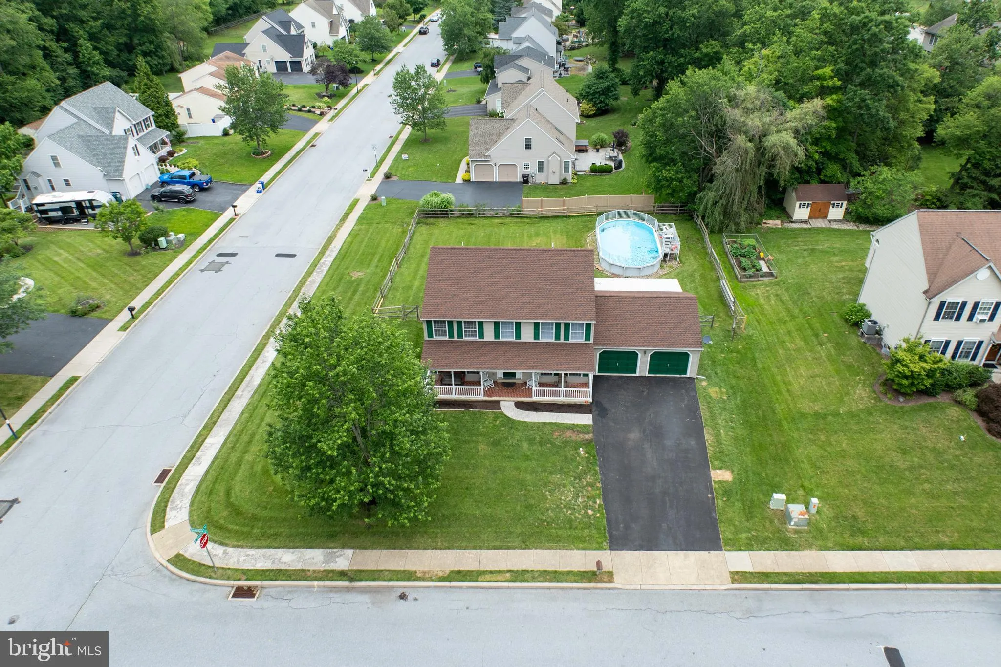 Douglassville, Pennsylvania 19518, United States, 4 Bedrooms Bedrooms, ,3 BathroomsBathrooms,Residential,Active,165556