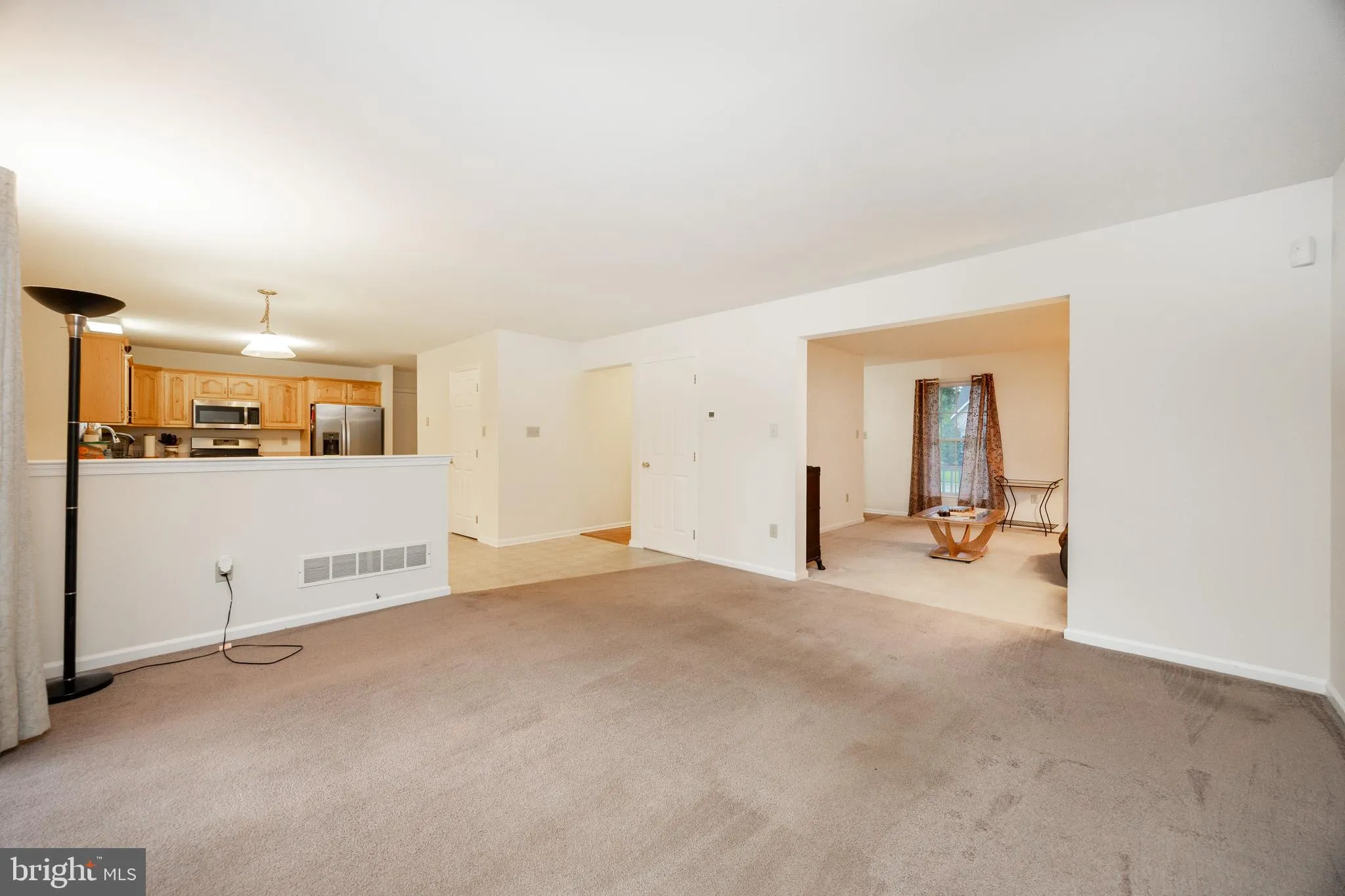 Douglassville, Pennsylvania 19518, United States, 4 Bedrooms Bedrooms, ,3 BathroomsBathrooms,Residential,Active,165556