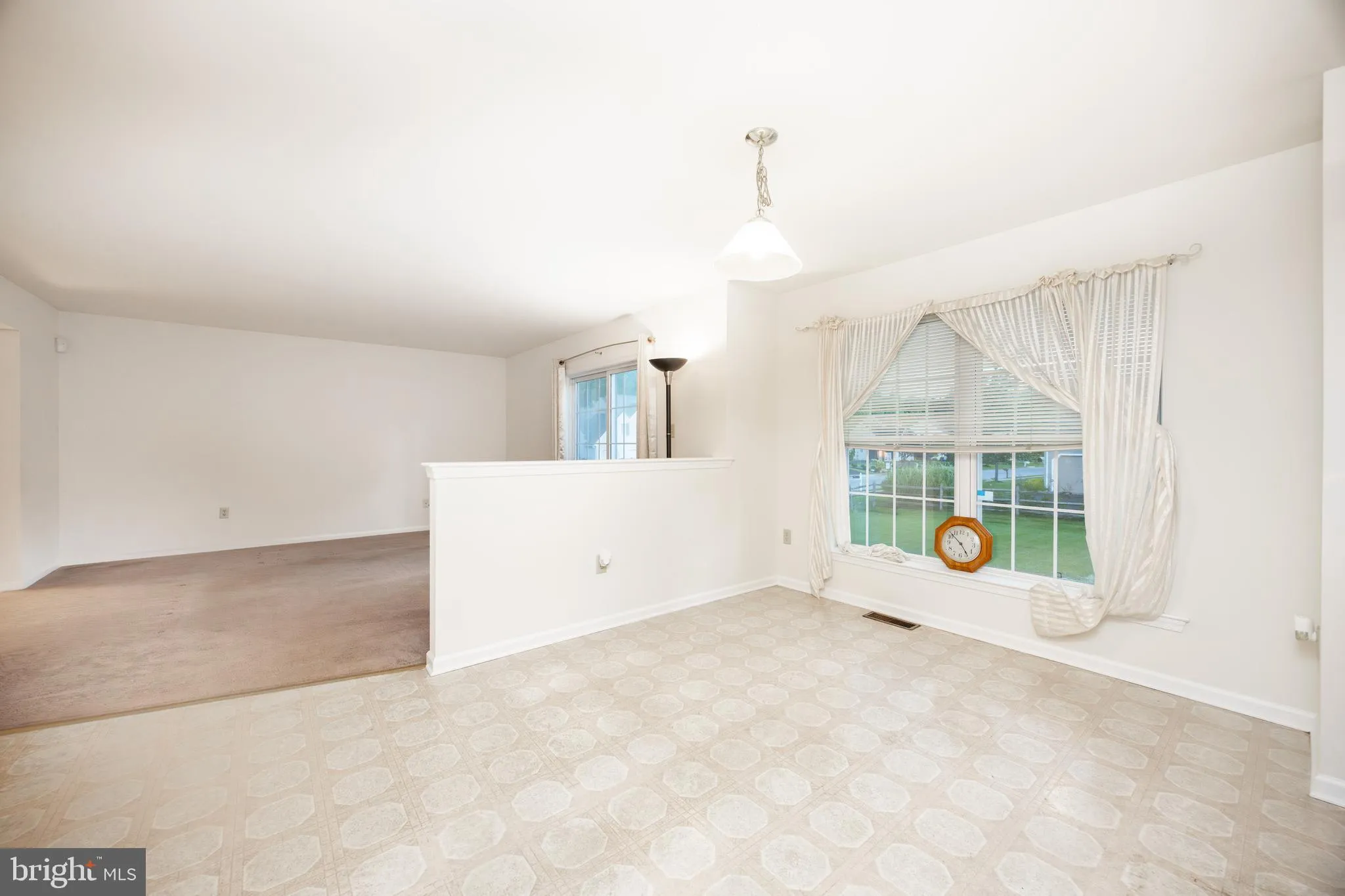 Douglassville, Pennsylvania 19518, United States, 4 Bedrooms Bedrooms, ,3 BathroomsBathrooms,Residential,Active,165556