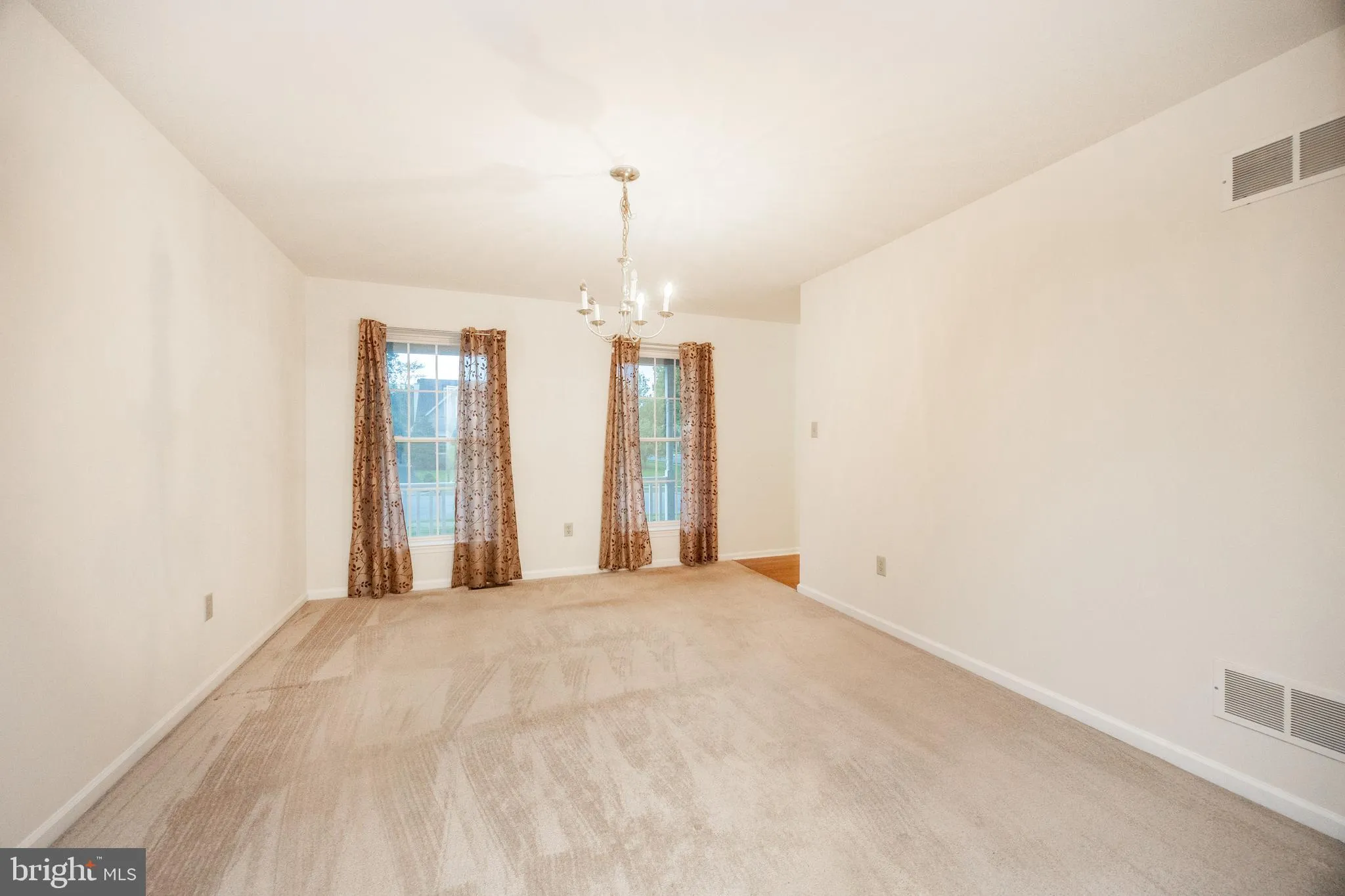 Douglassville, Pennsylvania 19518, United States, 4 Bedrooms Bedrooms, ,3 BathroomsBathrooms,Residential,Active,165556