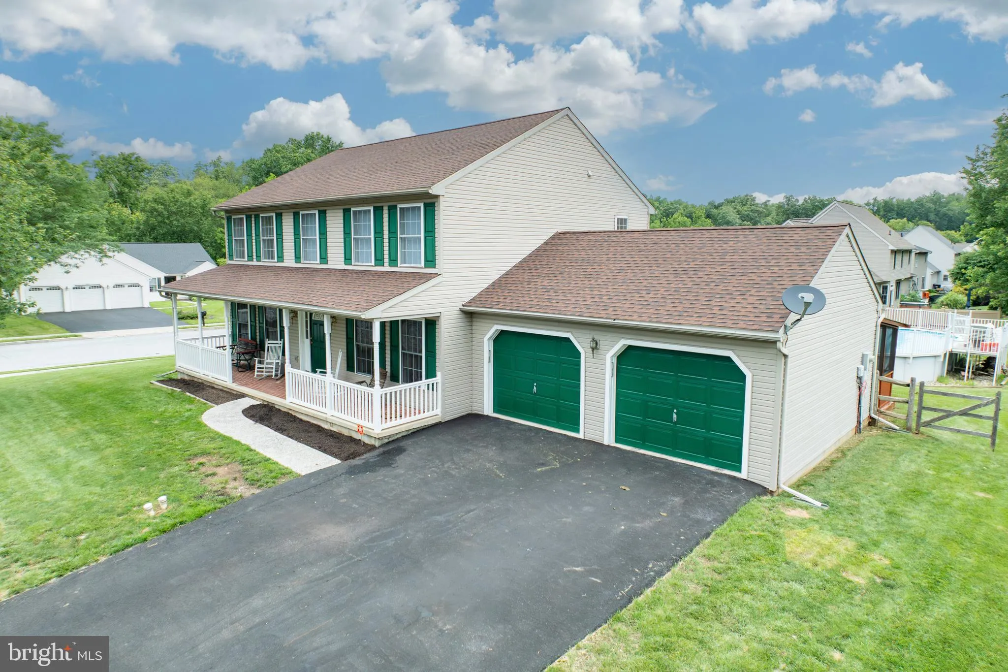 Douglassville, Pennsylvania 19518, United States, 4 Bedrooms Bedrooms, ,3 BathroomsBathrooms,Residential,Active,165556